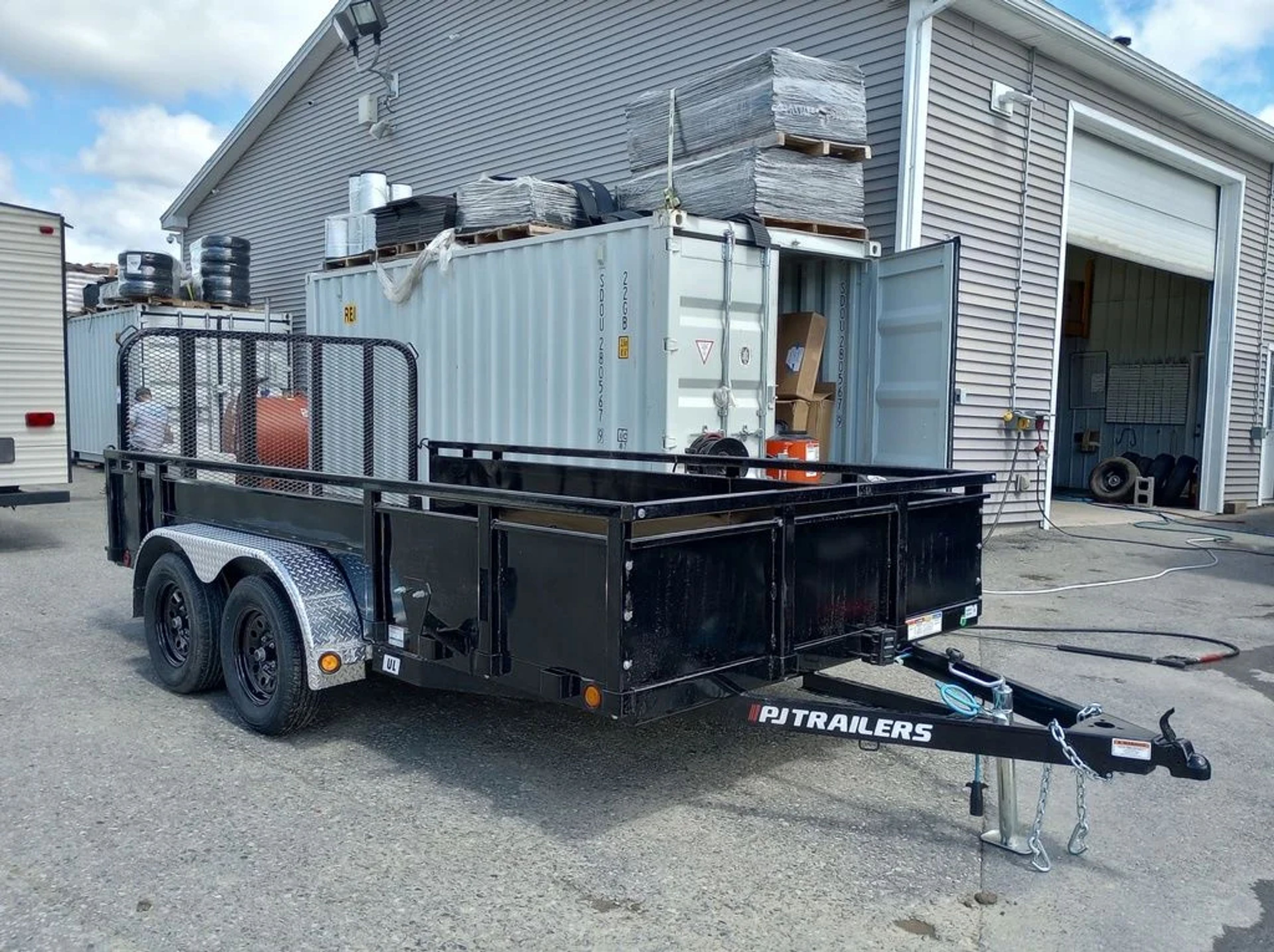 2024 PJ Trailers 7×14 7K Powder Coated Open Utility w/Rear Ramp Gate, Solid