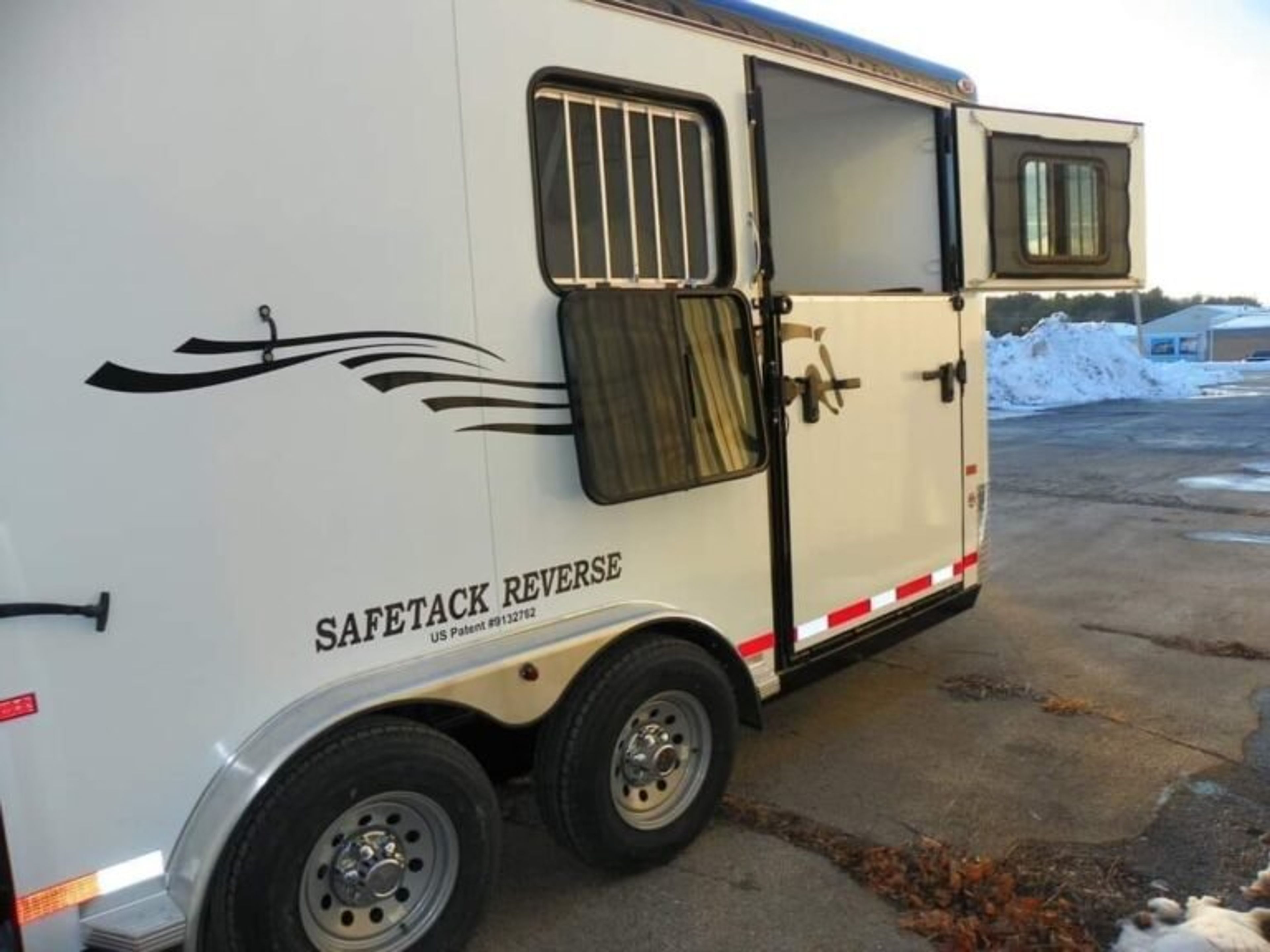 2022 Double D Reverse Slant 2 Horse Bumper Pull — view 18
