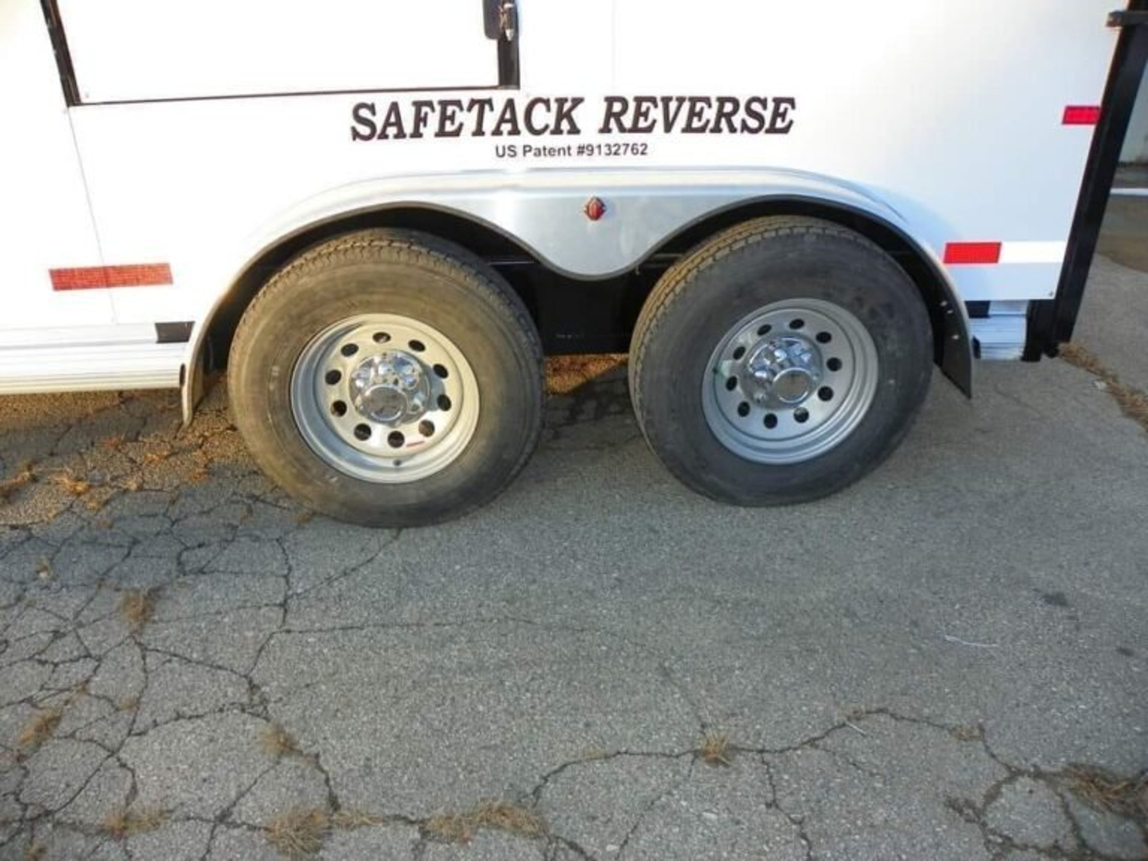 2022 Double D Reverse Slant 2 Horse Bumper Pull — view 7