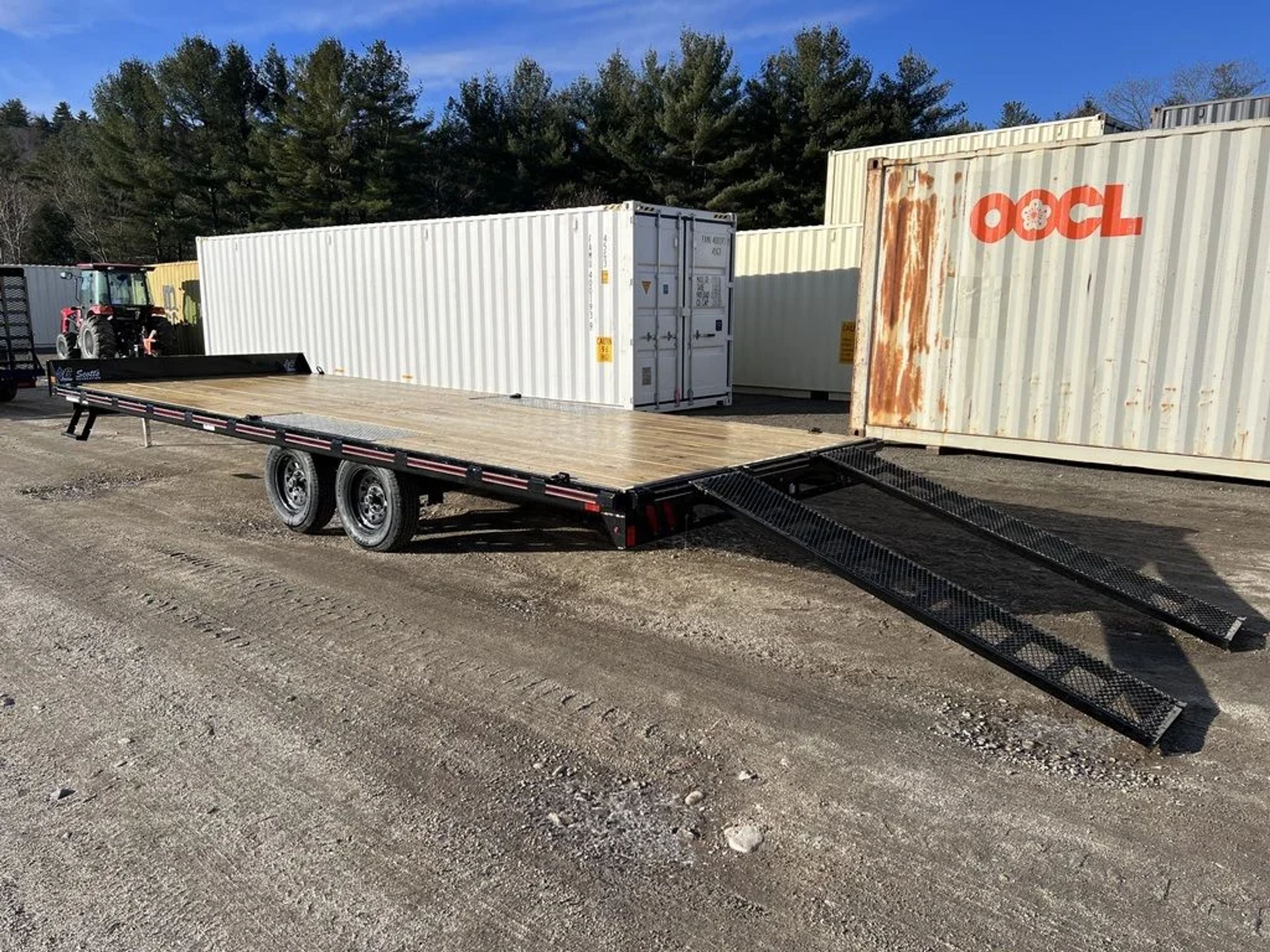 2024 Diamond C 8.5×22 7K Deckover Trailer w/Slide-In Ramps — view 7