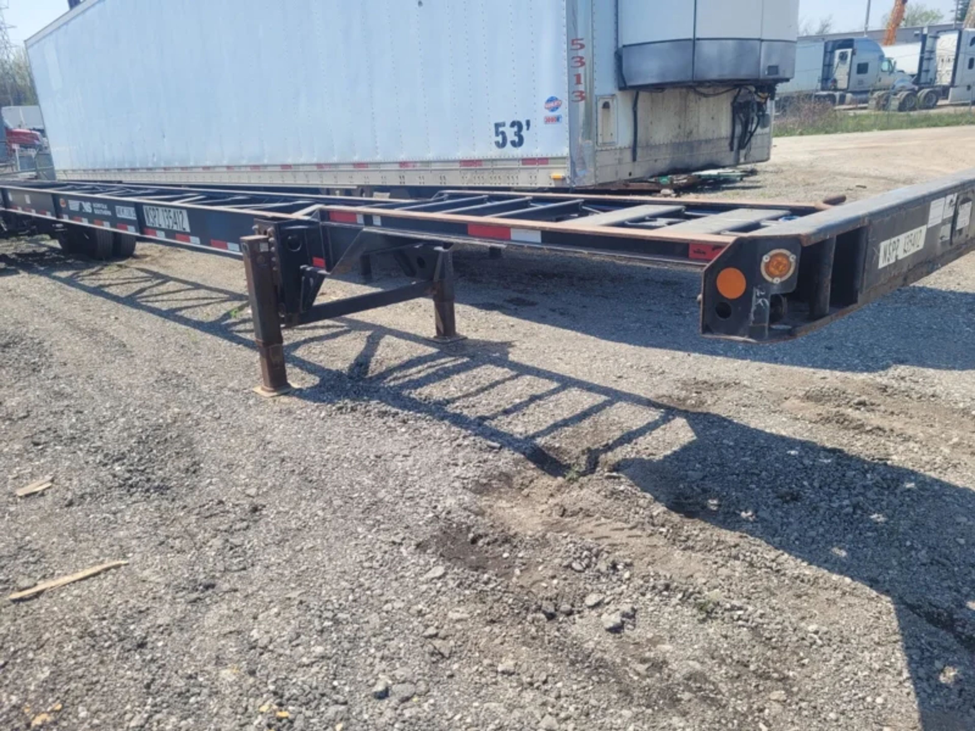 Used 53ft Hyundai Shipping Container Chassis – 2011 — view 3