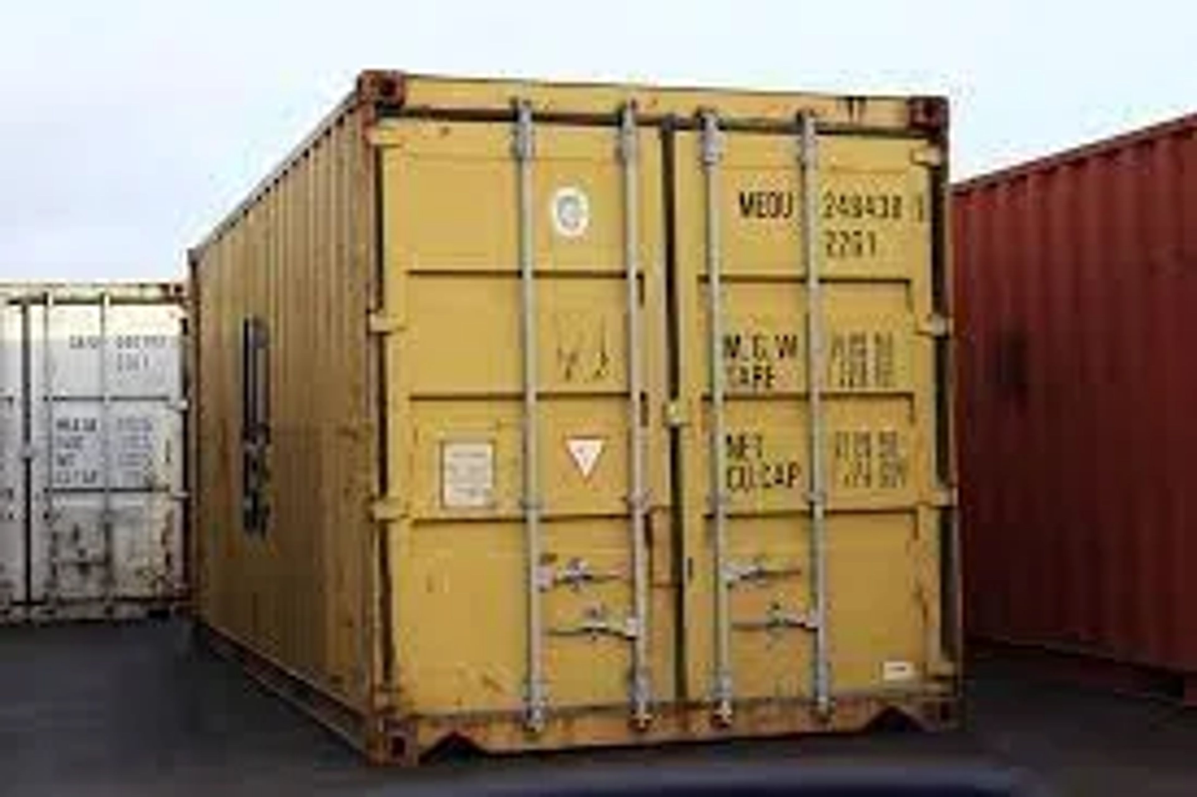 30ft X 8ft Used Shipping Container Bulk — view 2