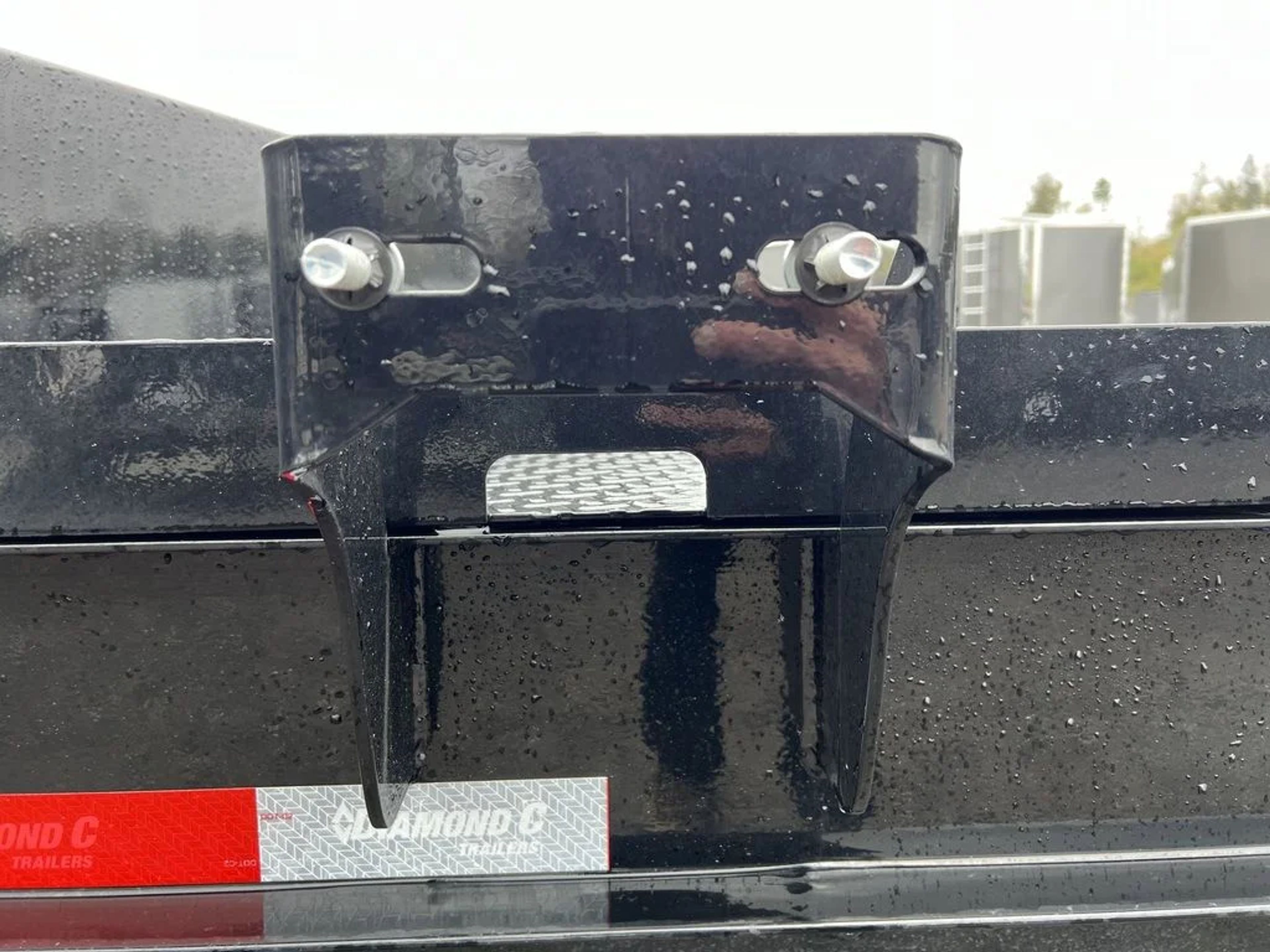 2024 Diamond Deckover Equipment Trailer — view 13