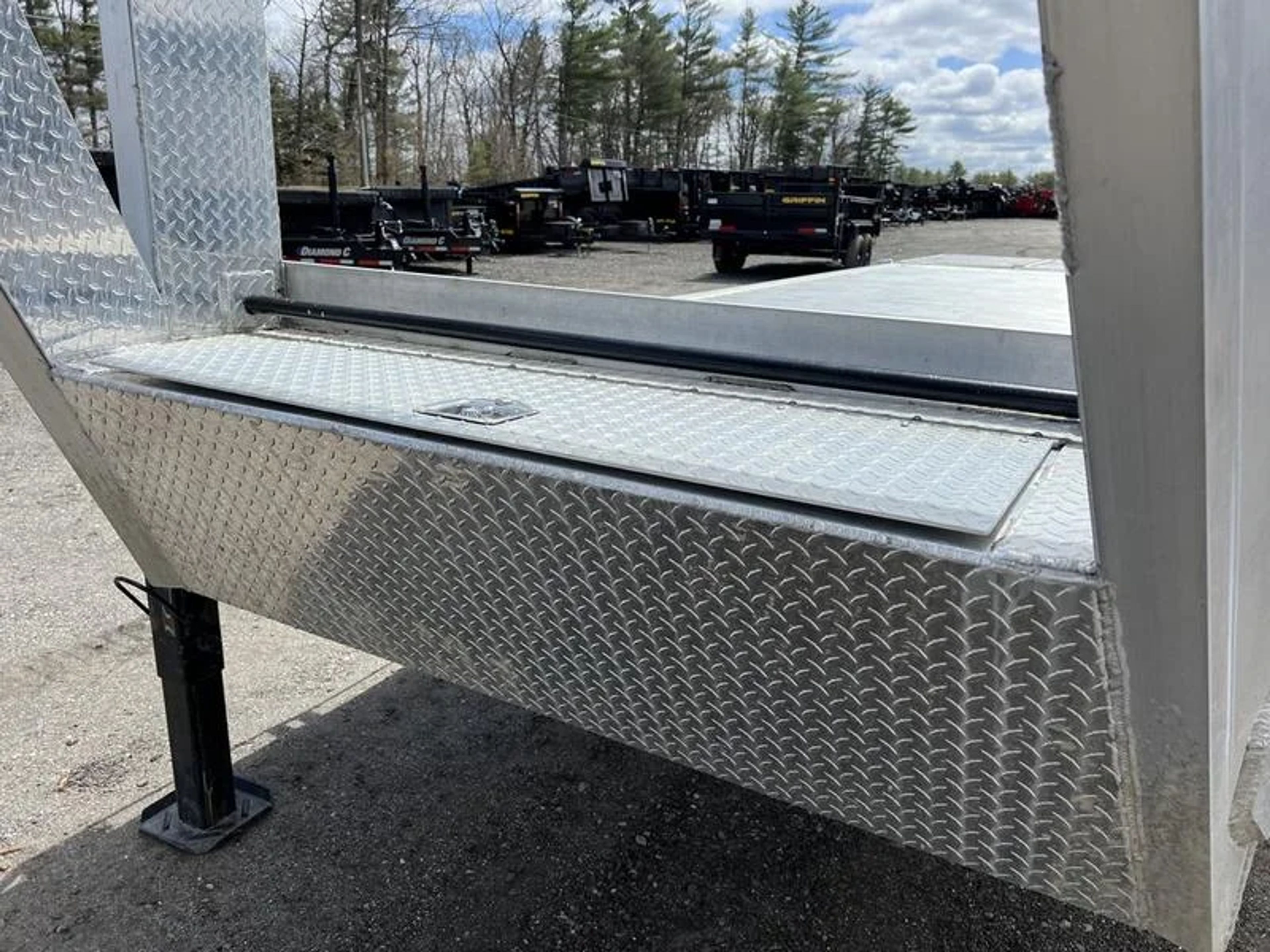 2024 Alum Line Trailers 8.5×24 13K Aluminum Gooseneck w/Flip-Over Ramps — view 8