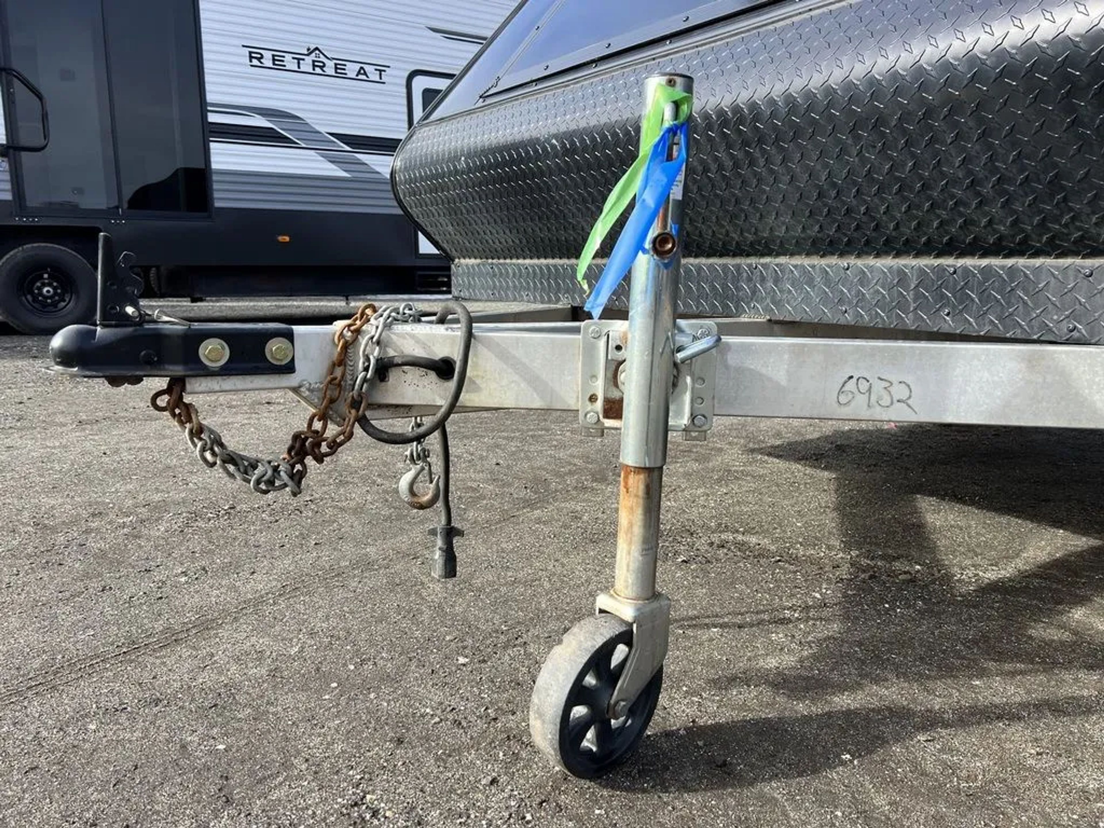 Aluminum 2-Place Crossover/Hybrid w/Blackout PKG — view 5