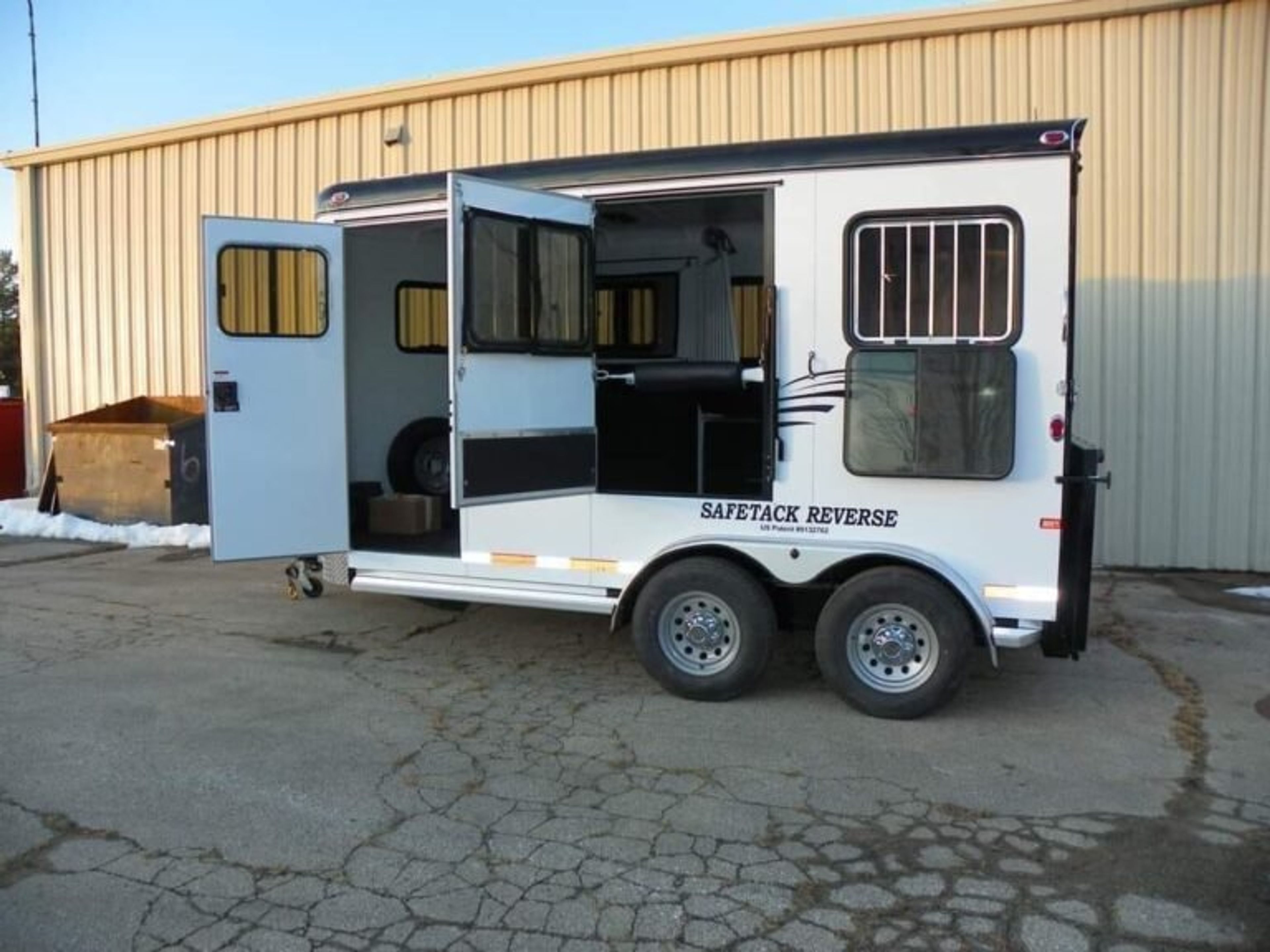2022 Double D Reverse Slant 2 Horse Bumper Pull — view 3