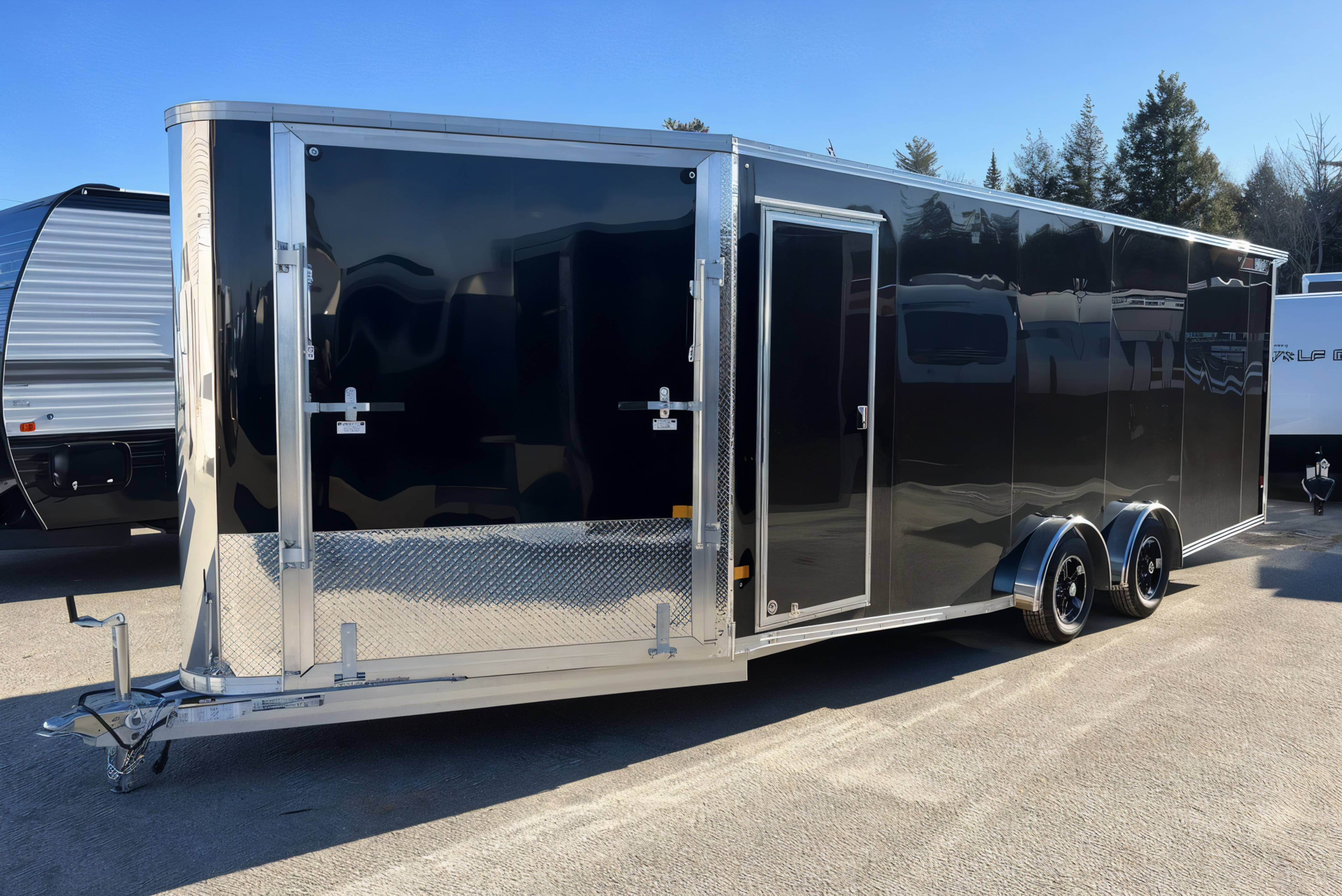 2024 Sno Pro 7.5×22 Aluminum 4-Place Drive In/Out w/Extra Height, Mats &