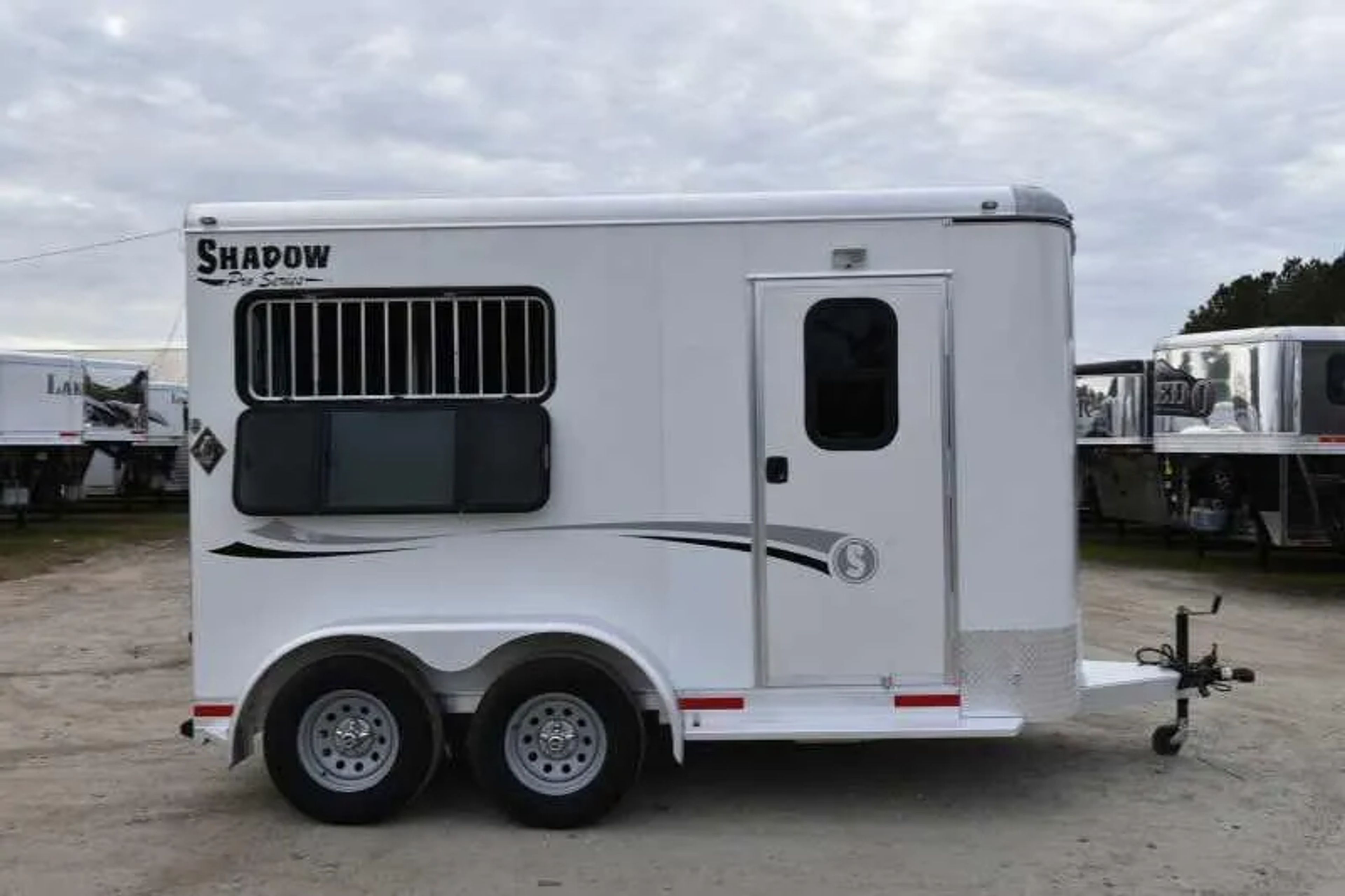 2016 Shadow 2HBP 2 Horse Trailer — view 9