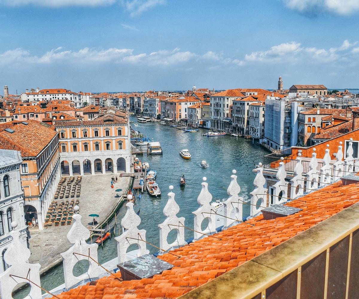 Venice to Mantua boat and bike tour