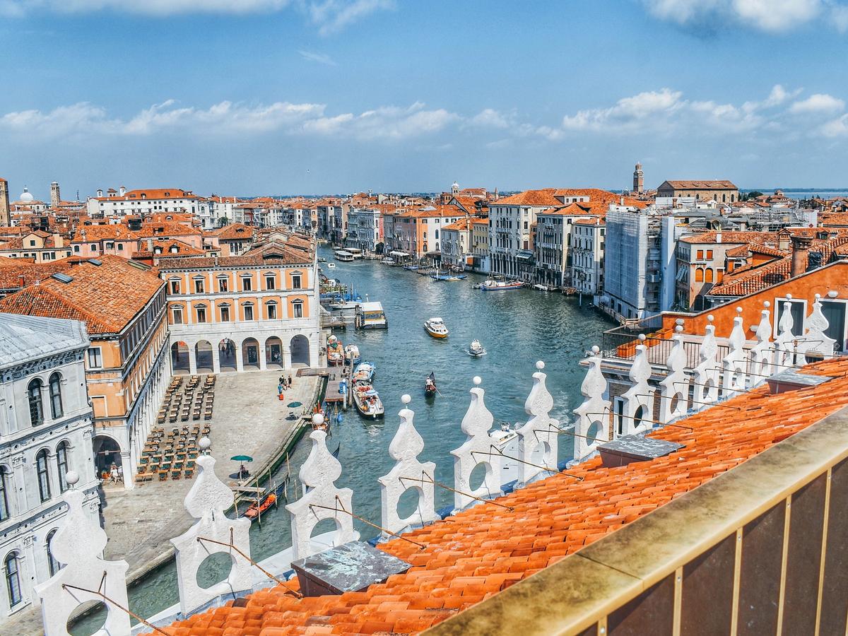 Venice to Mantua boat and bike tour