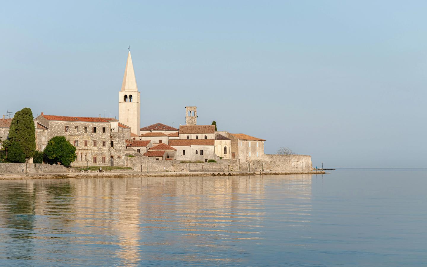 Poreč Coatline