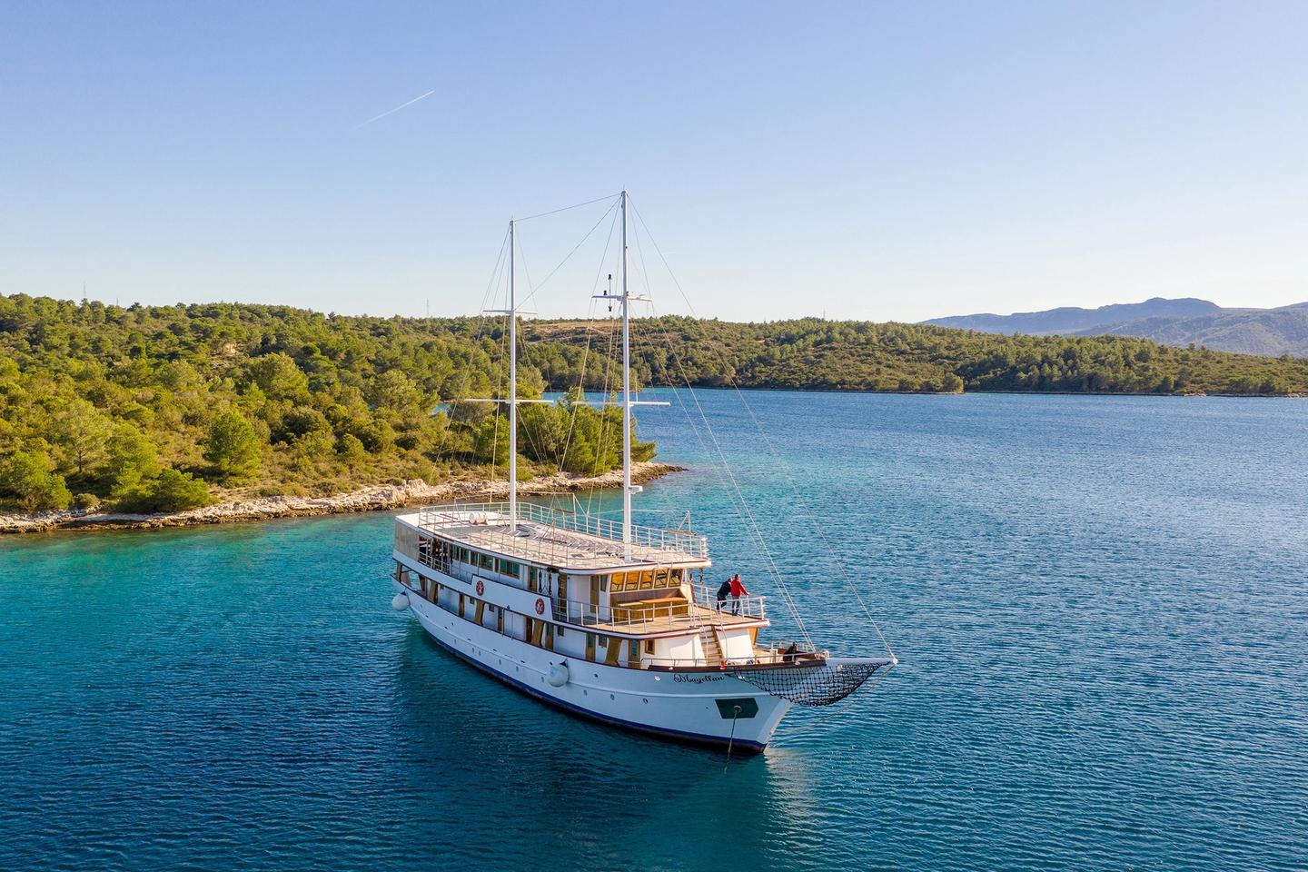 Sailing and cycling the Dalmatia Coast