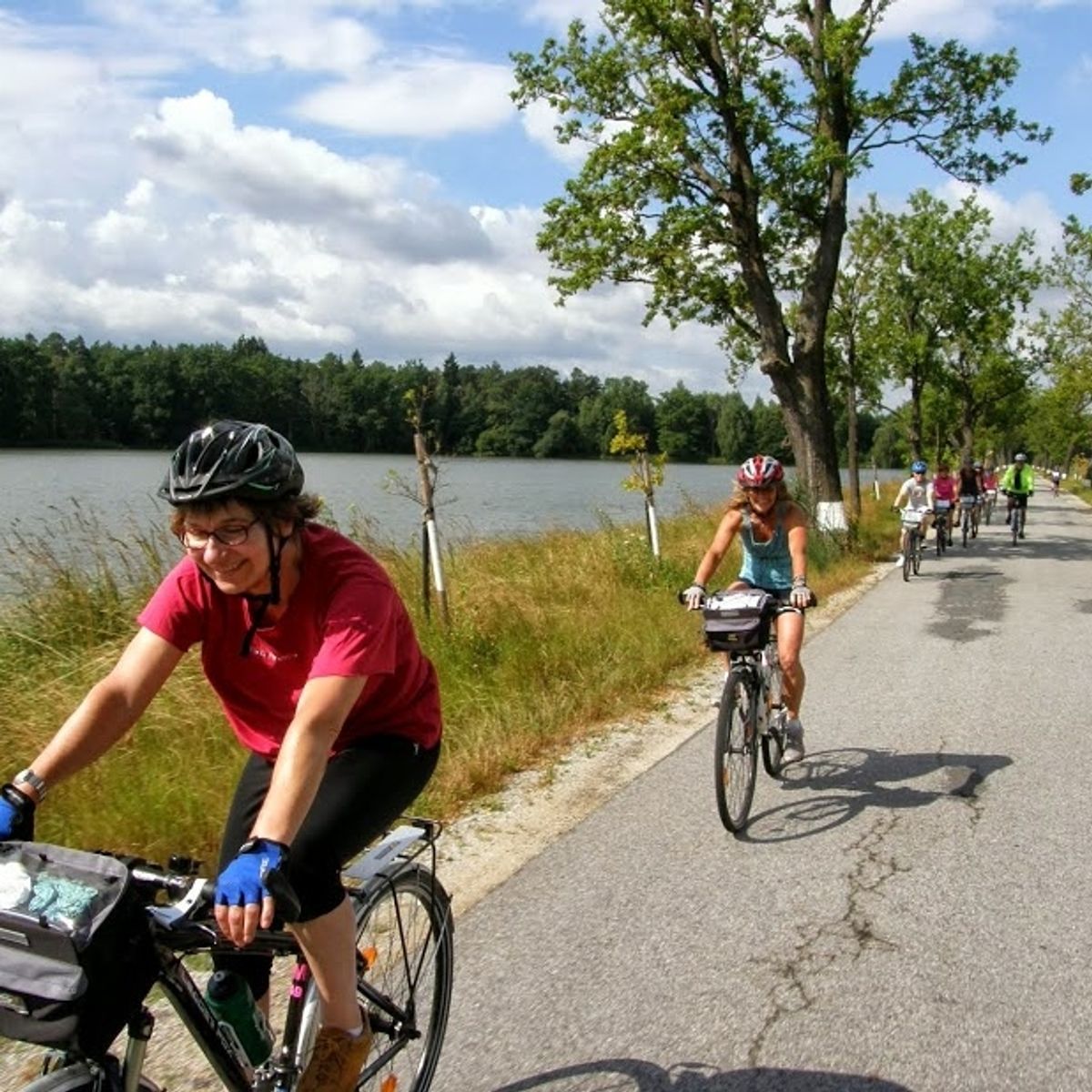 Cycling along the Green Ways