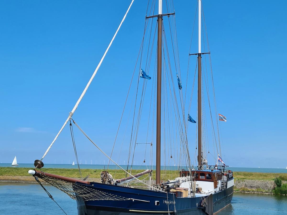 the sailing ship 't Wapen fan Fryslân, a large two-masted schooner operating in the Netherlands