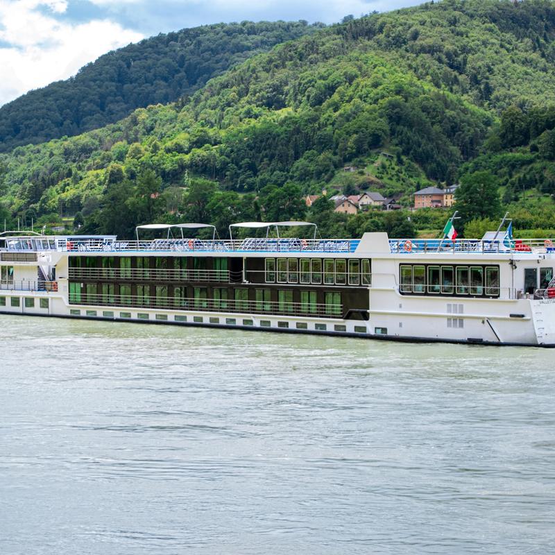 MV Vivienne