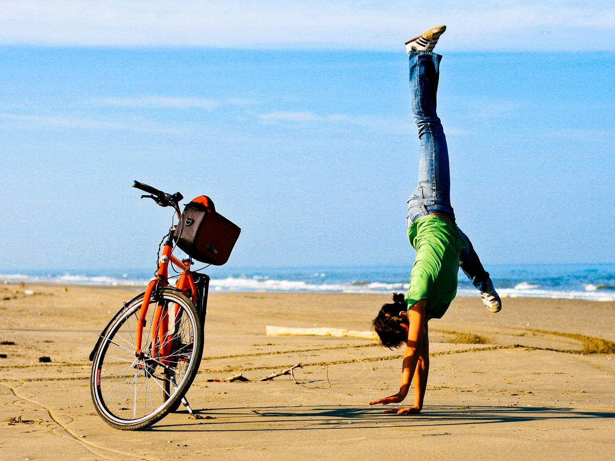 Cartwheels and cycling in Italy