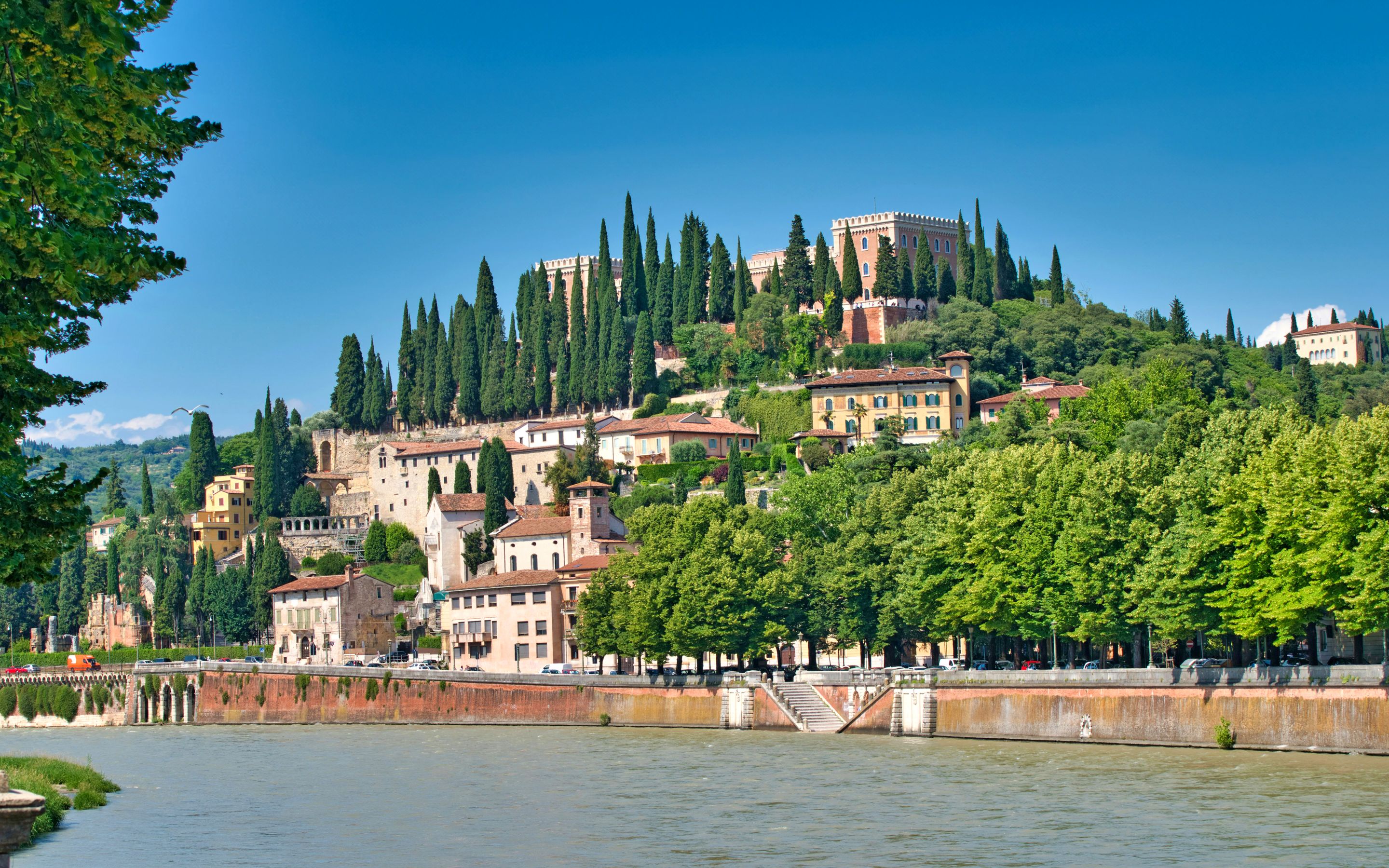 Bolzano to Verona cycling holiday