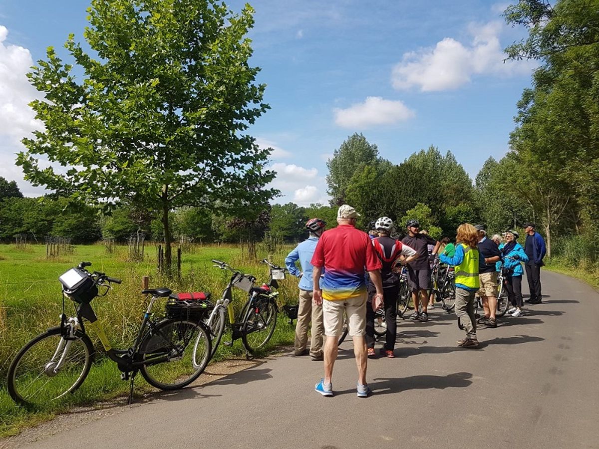Bruges to Amsterdam cycling tour - taking a break