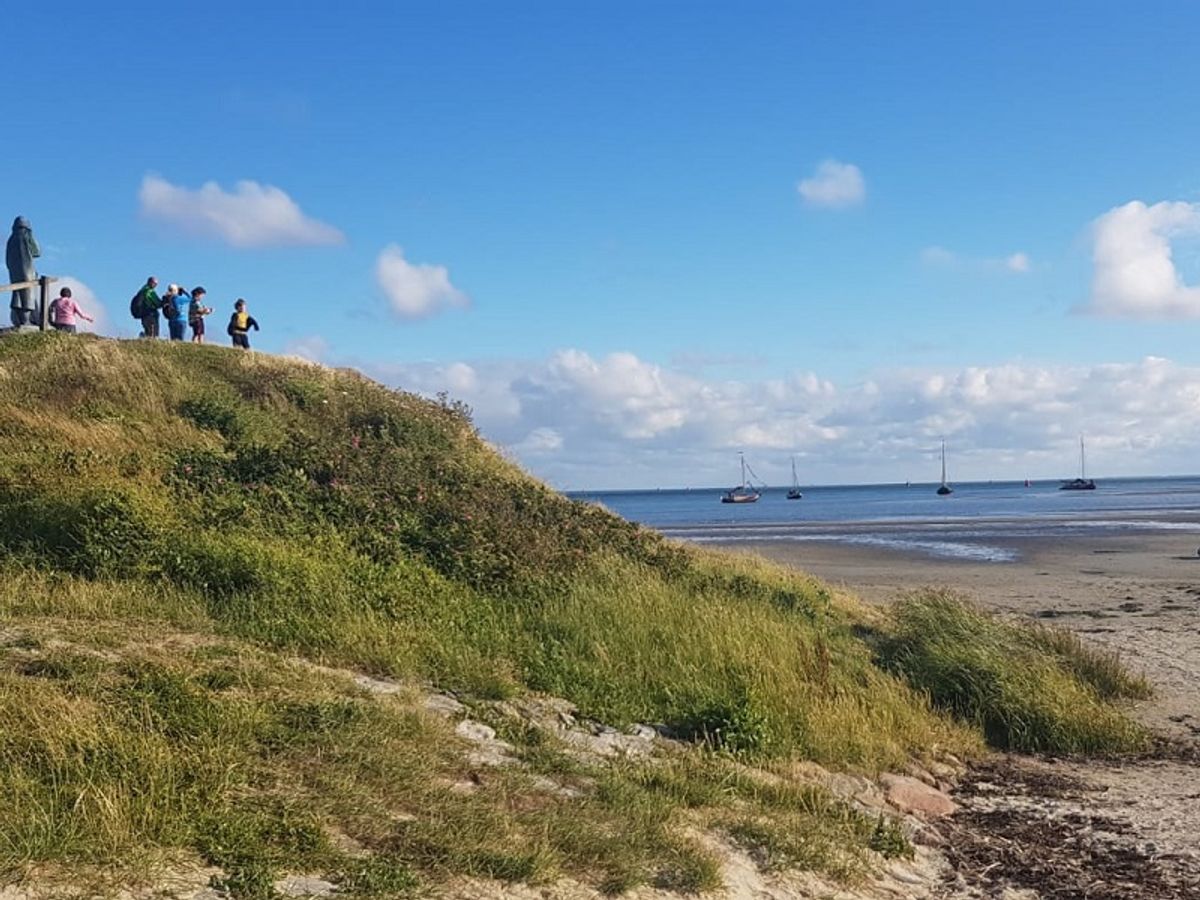 Guests at the beach