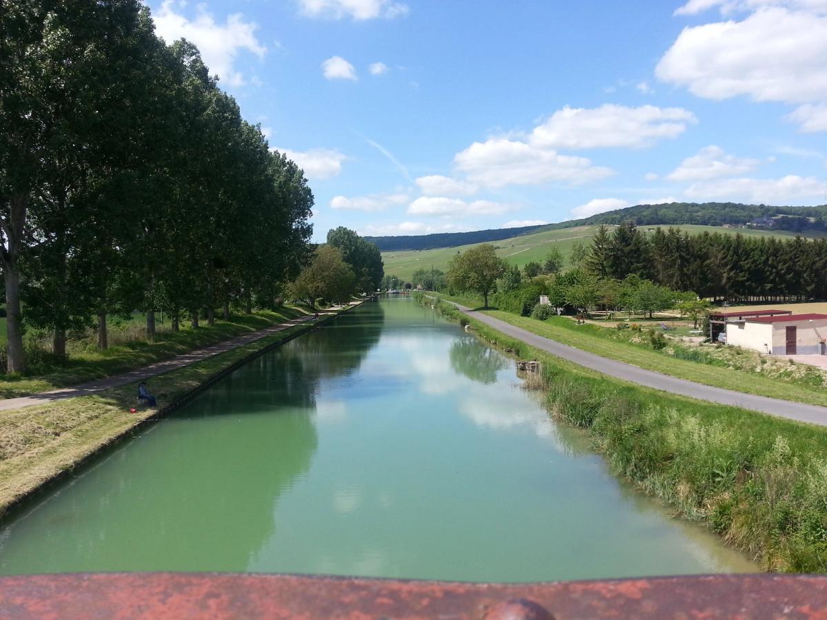 Champagne - canal near Epernay