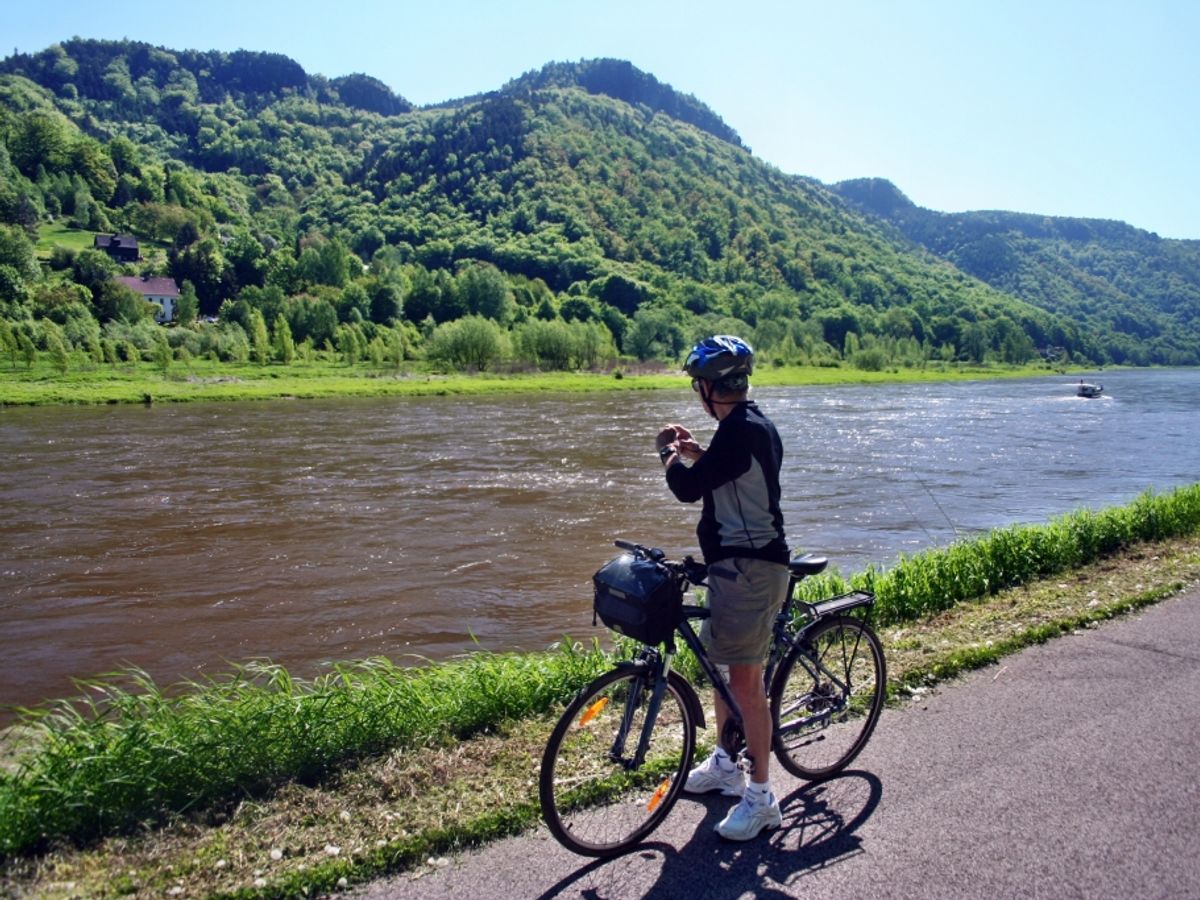 Cycling the Elbe River Trail