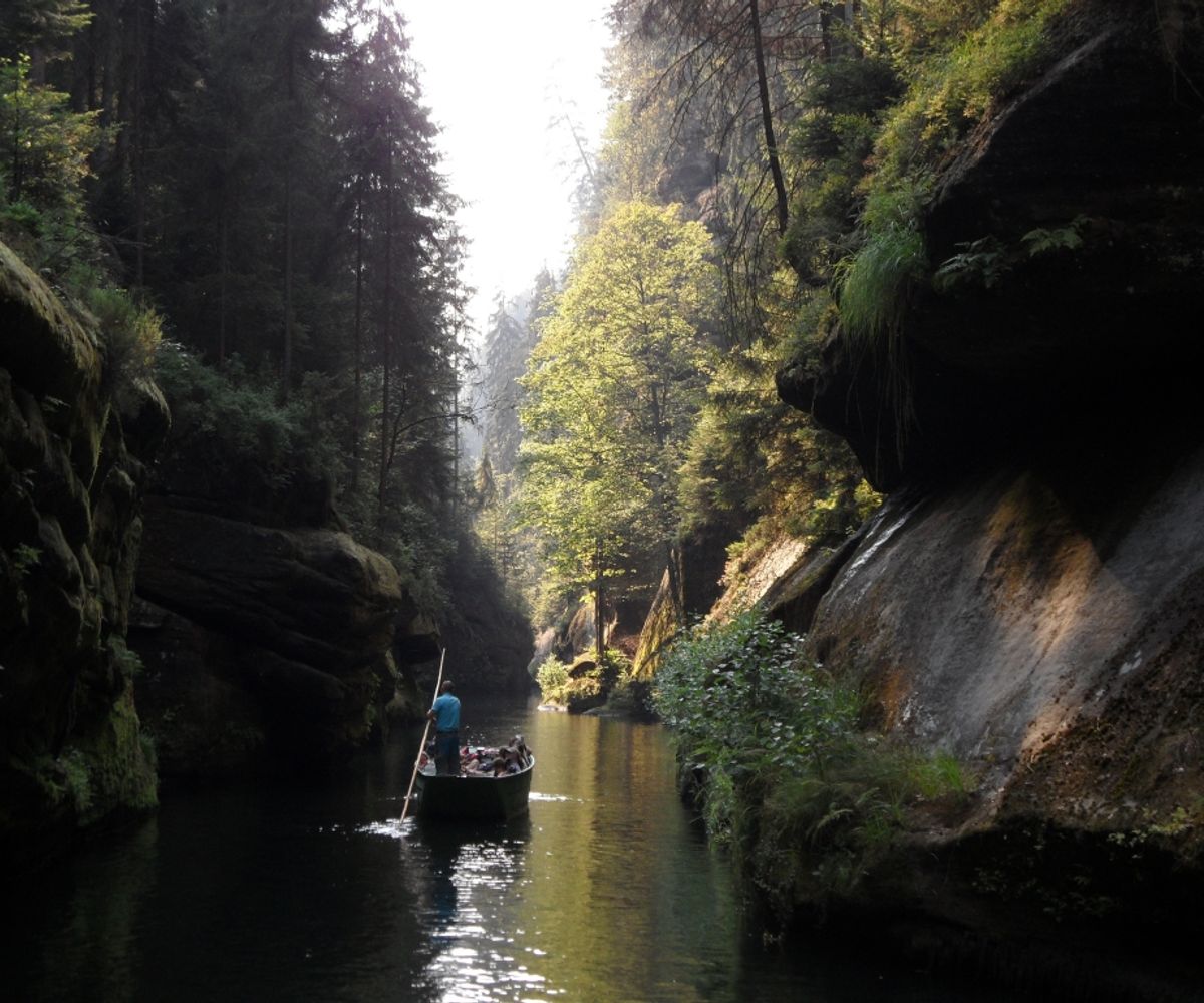 Boat trip along the River Elbe with bikes