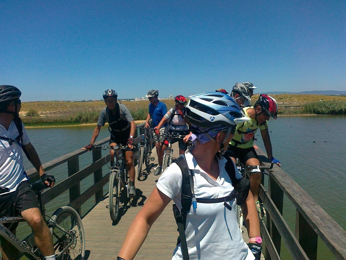 Mountain biking estuaries of the Algarve