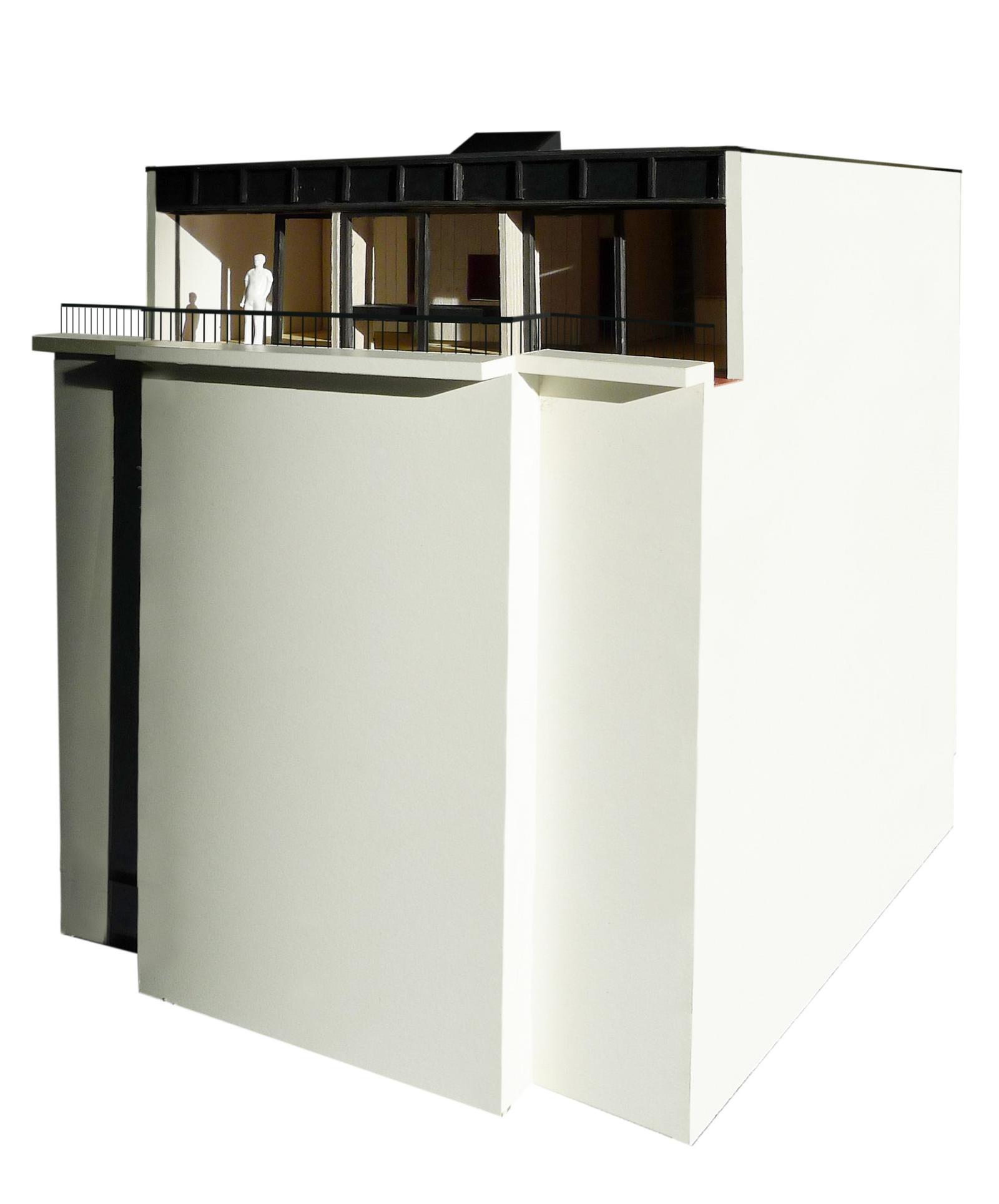 Sectional physical model of the rooftop dwelling above the building