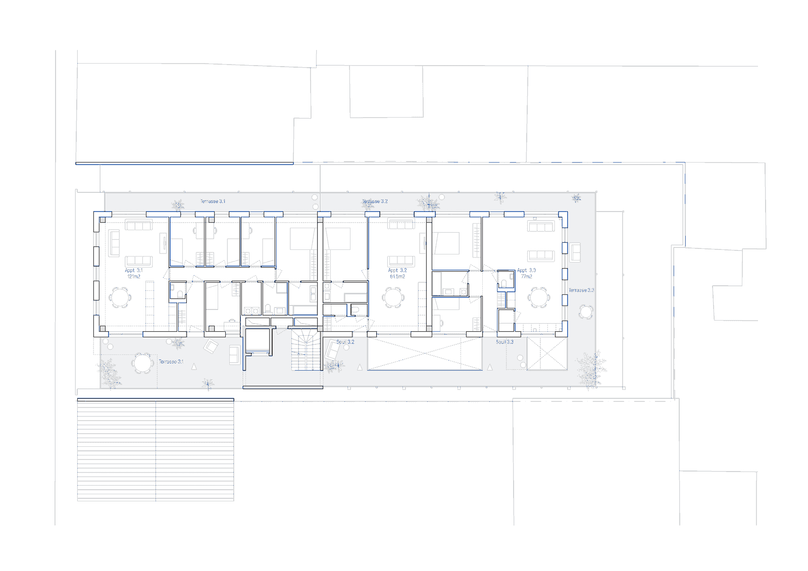 Floor plan combining repeated rooms with larger central spaces