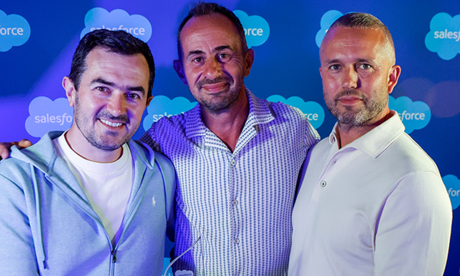 fluent:cx winning the Agentforce Accelerators Partner of the Year 2025 Award