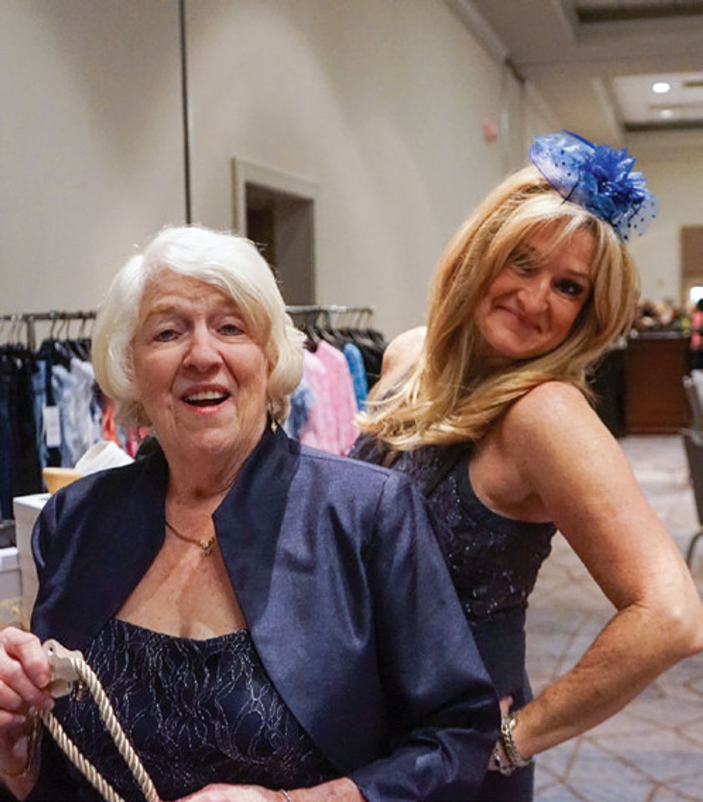 Lake Mary Woman’s Club Throws Blockbuster Party