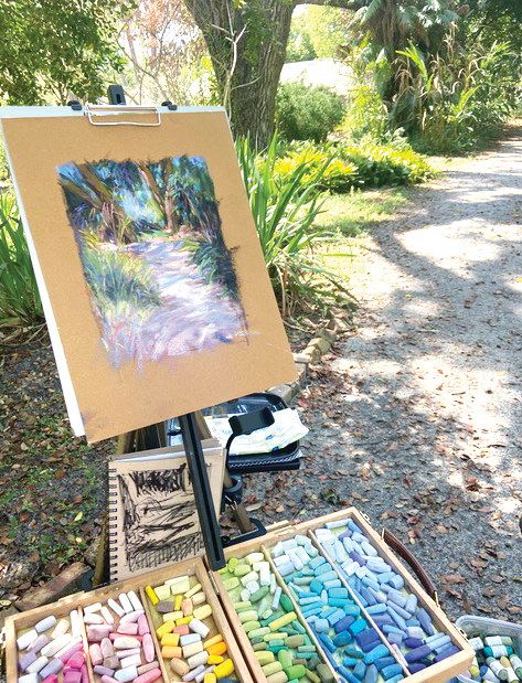Joyce Shelton, a contemporary expressionist painter, at the Winter Park Paint Out