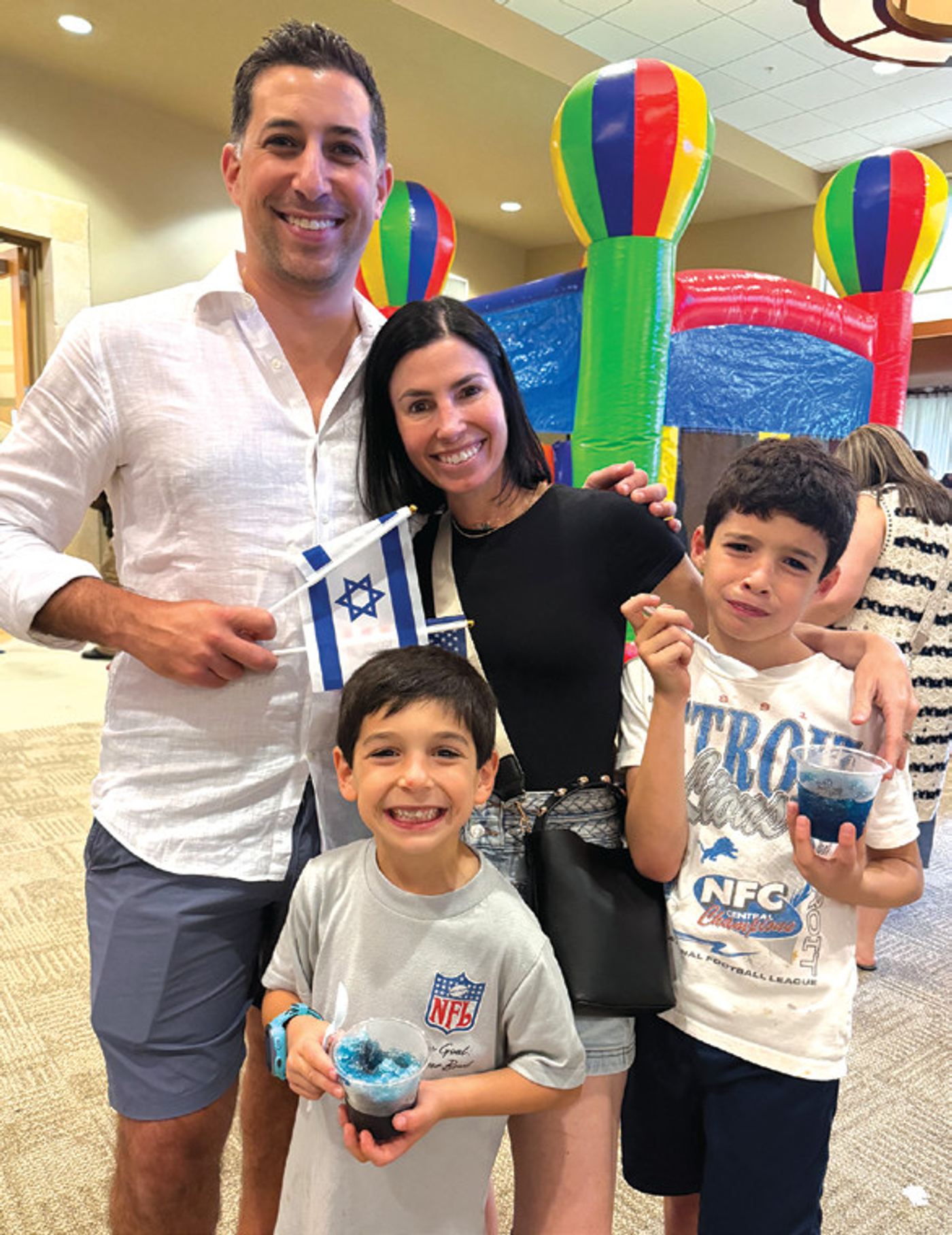 Guests at the Yom Ha’atzmaut Festival