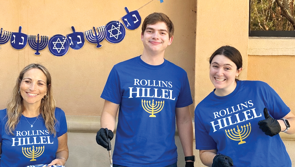 Rollins College Hillel students