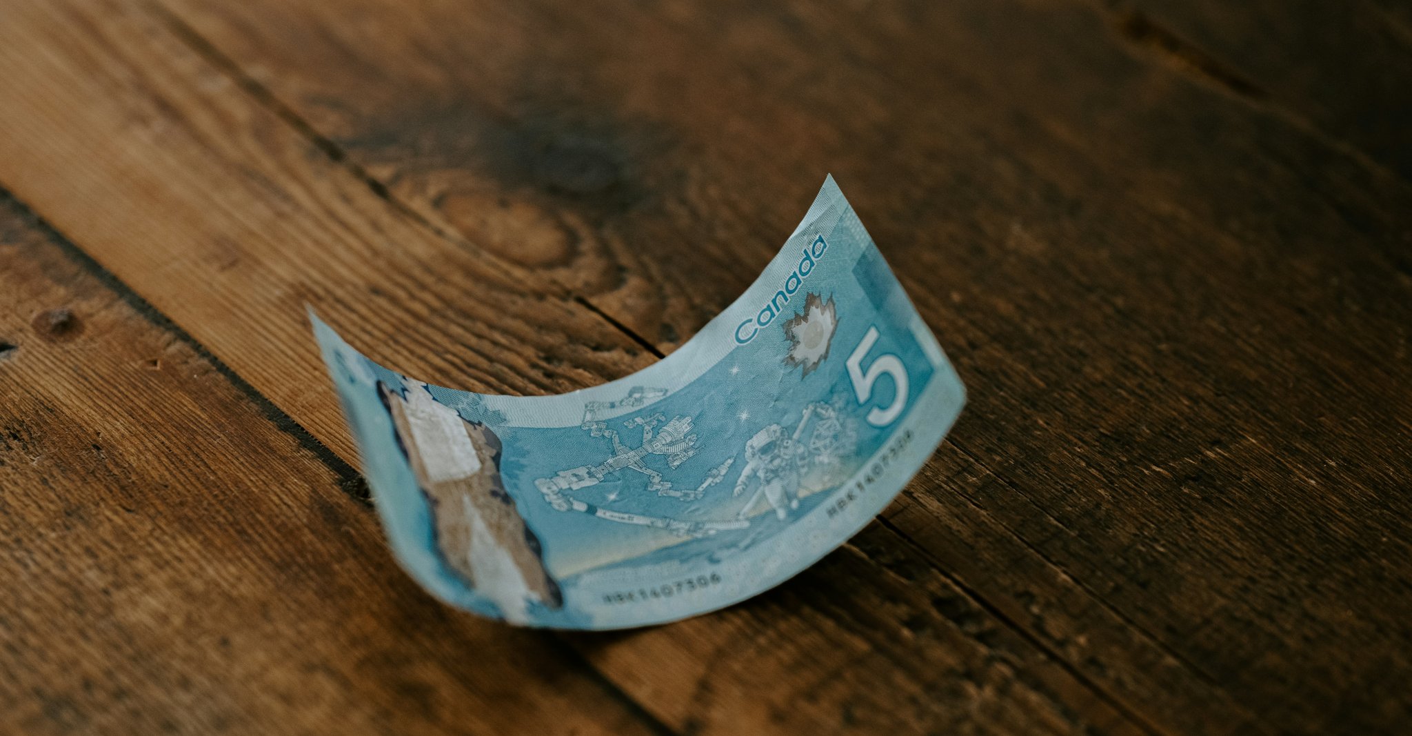 $5 Canadian bill