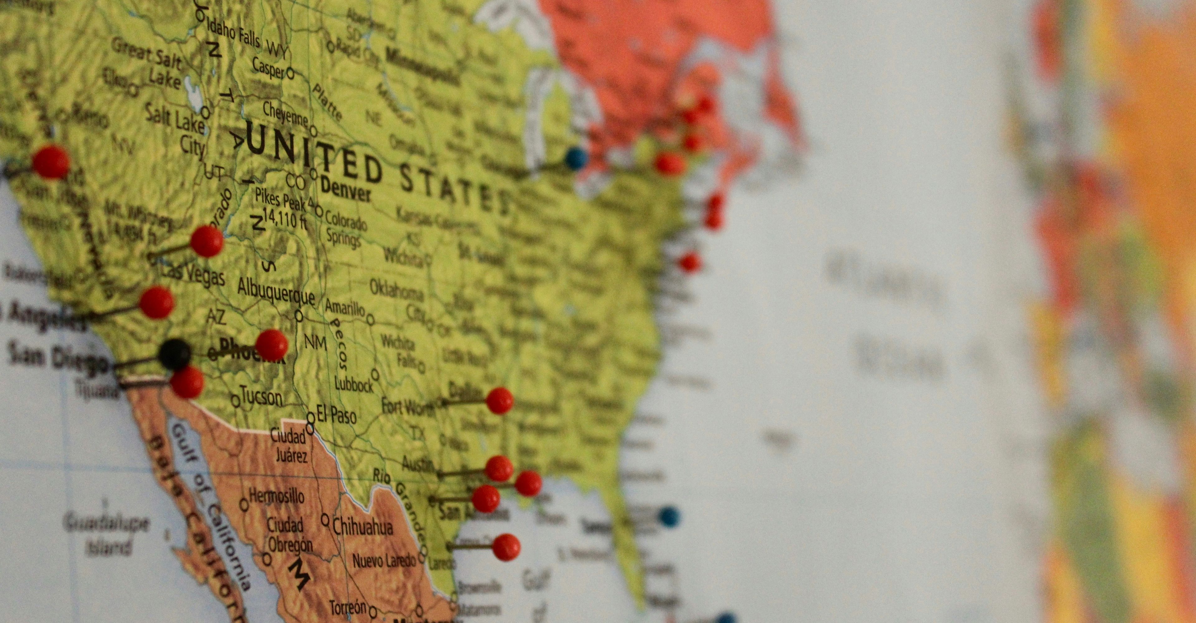 Map of the USA with pins