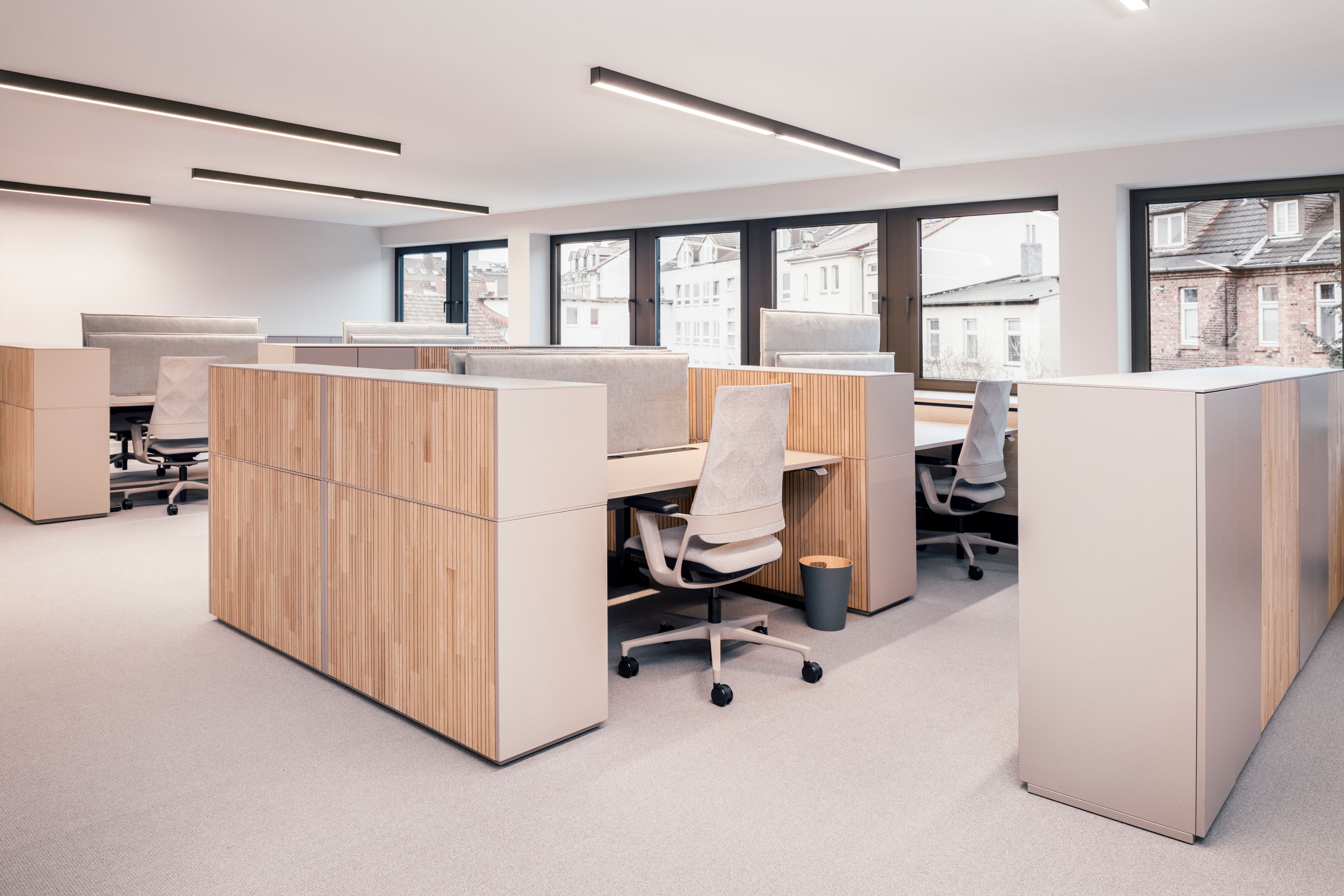 Klare Linien für moderne Arbeitswelten