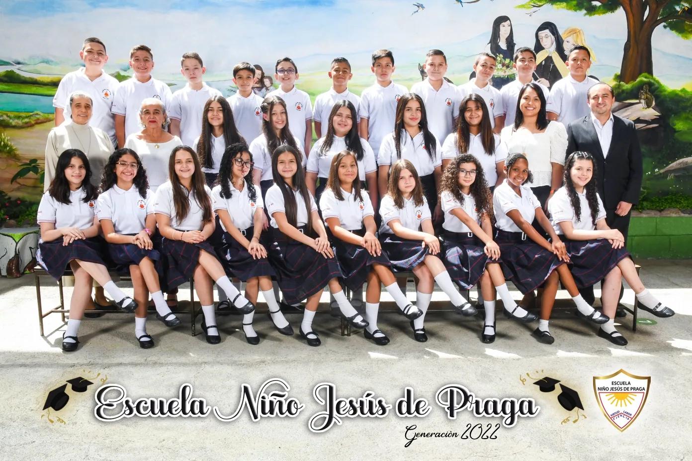 Fotografía de generación 5 de Generaciones de la institución
