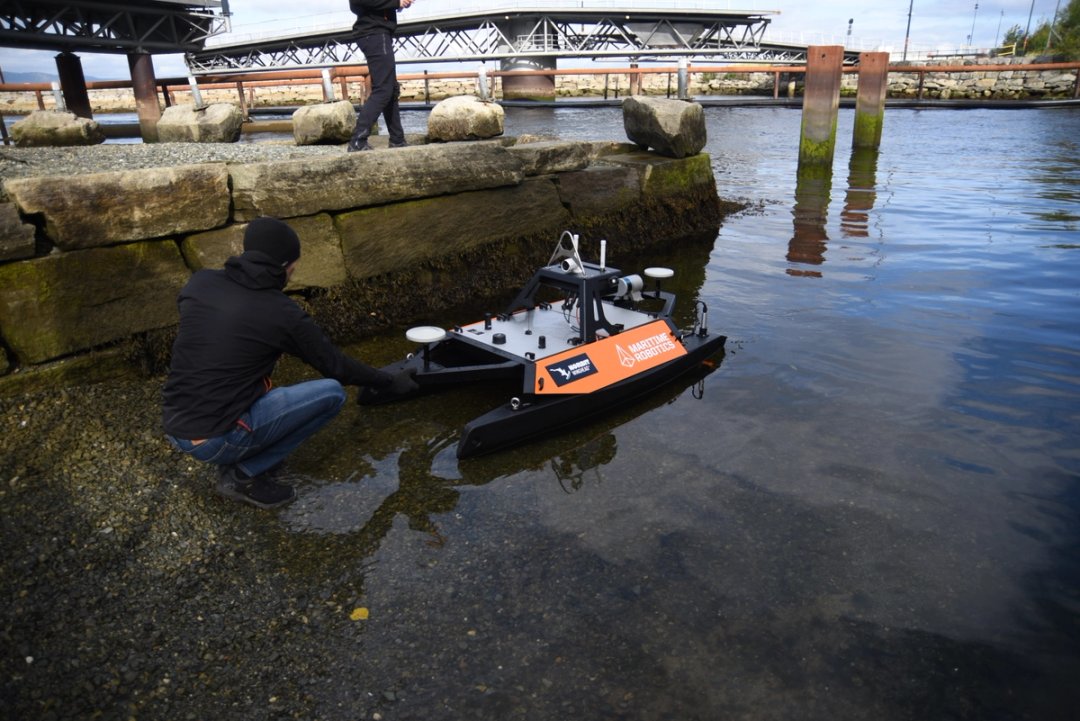 High-resolution Survey on Versatile USV