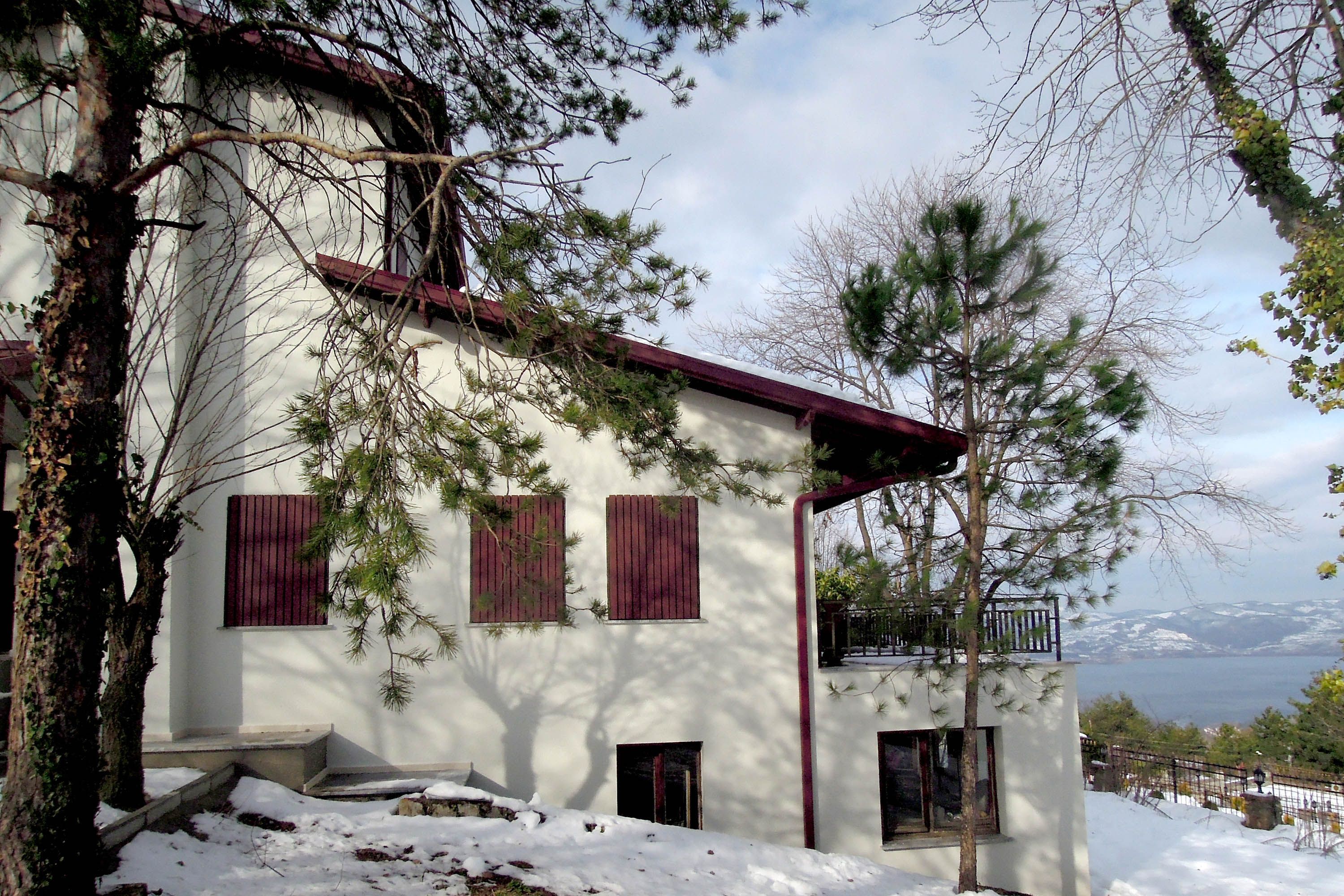 lake house