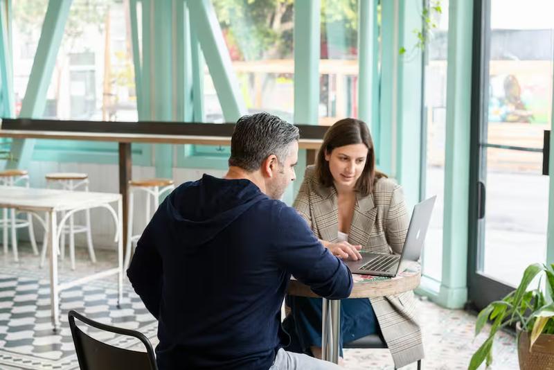 Hiya's Branded Calling first sales playbook