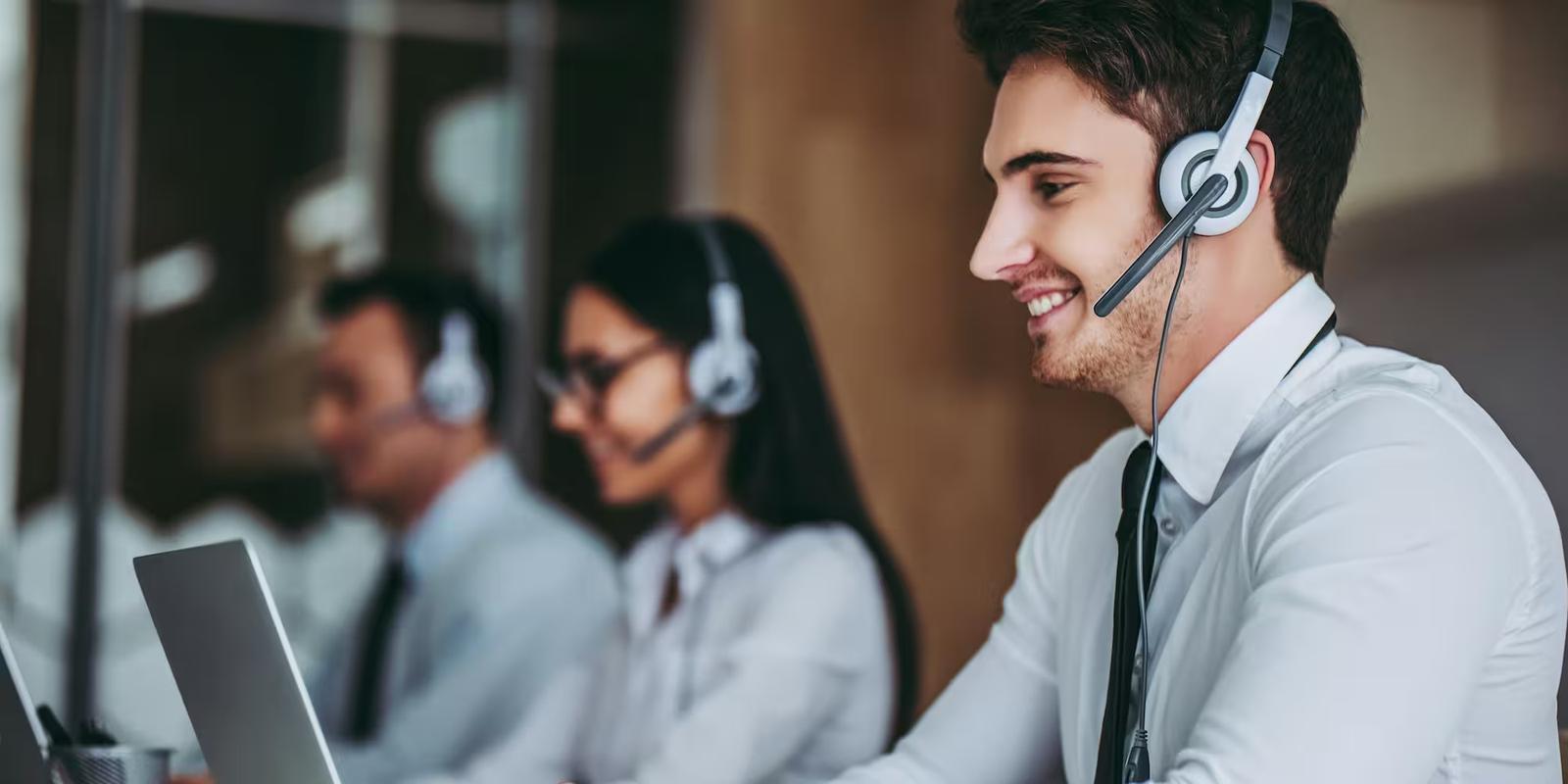 Hiya’s Branded Calling first outbound sales playbook