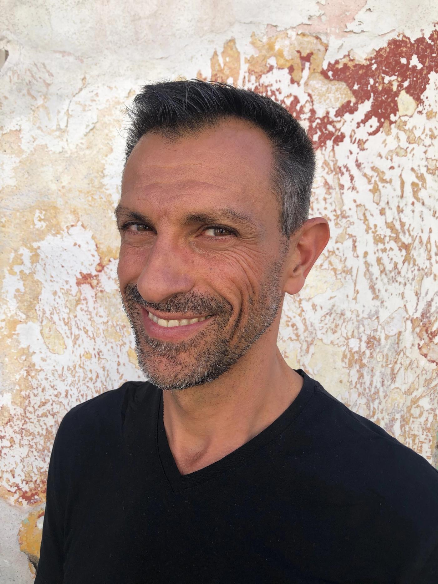 How to Align and Maintain Healthy & Happy Yoga Shoulders - Doron Yoga