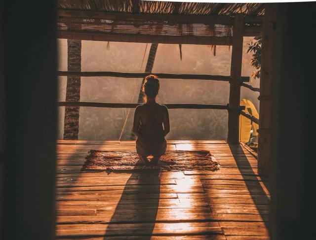 Your Yoga Teacher Is Lying to You About "Daily Practice"