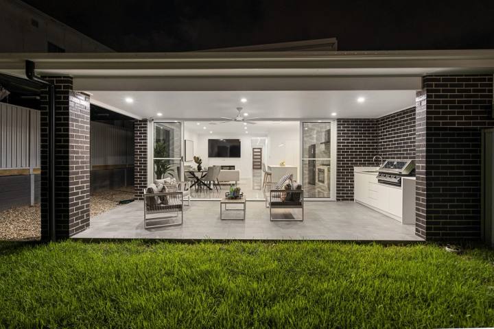 Detached living and outdoor area completed by SWBG
