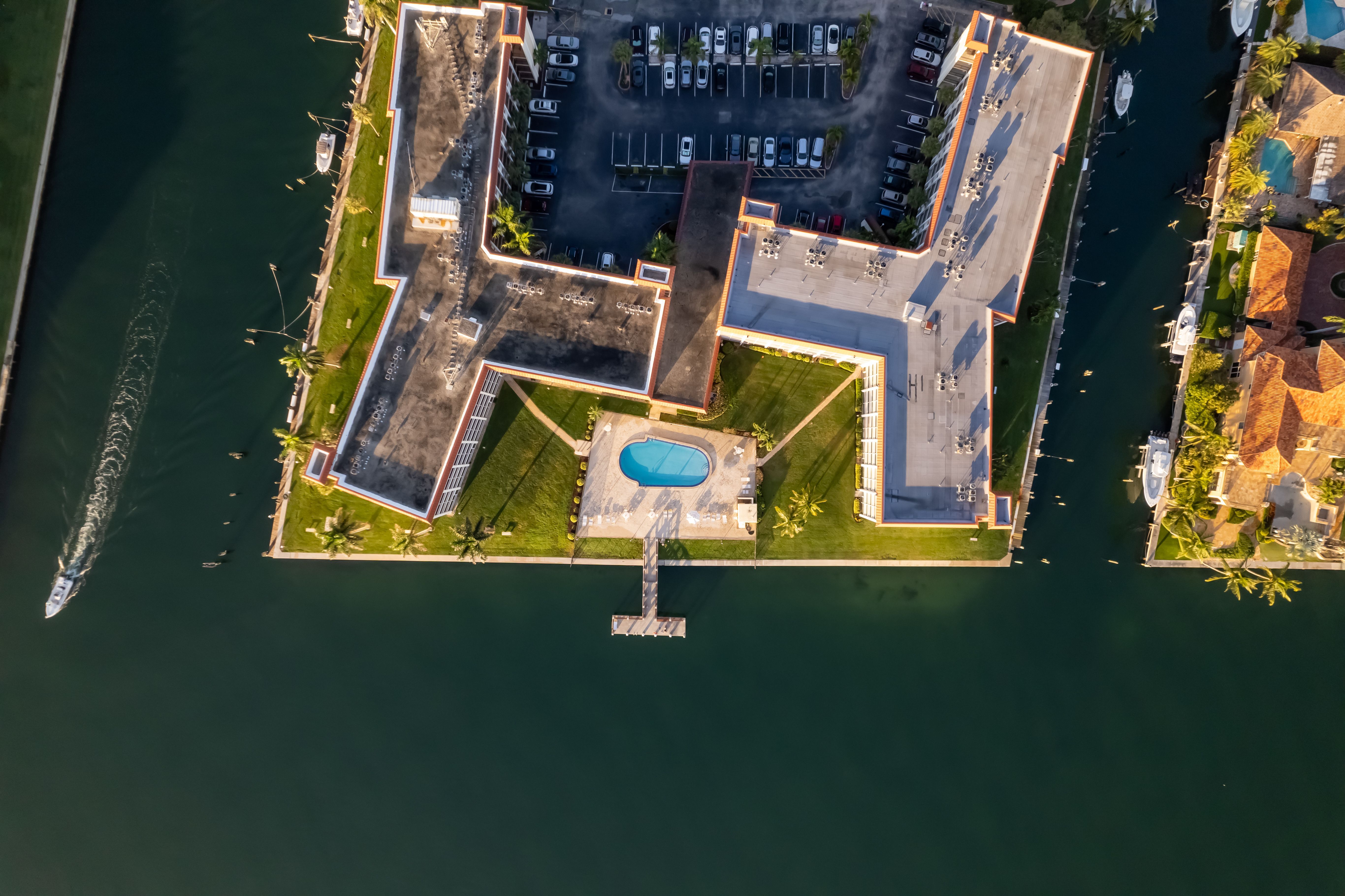 Submerged Land Lease Florida: The Dock Issue at Closing