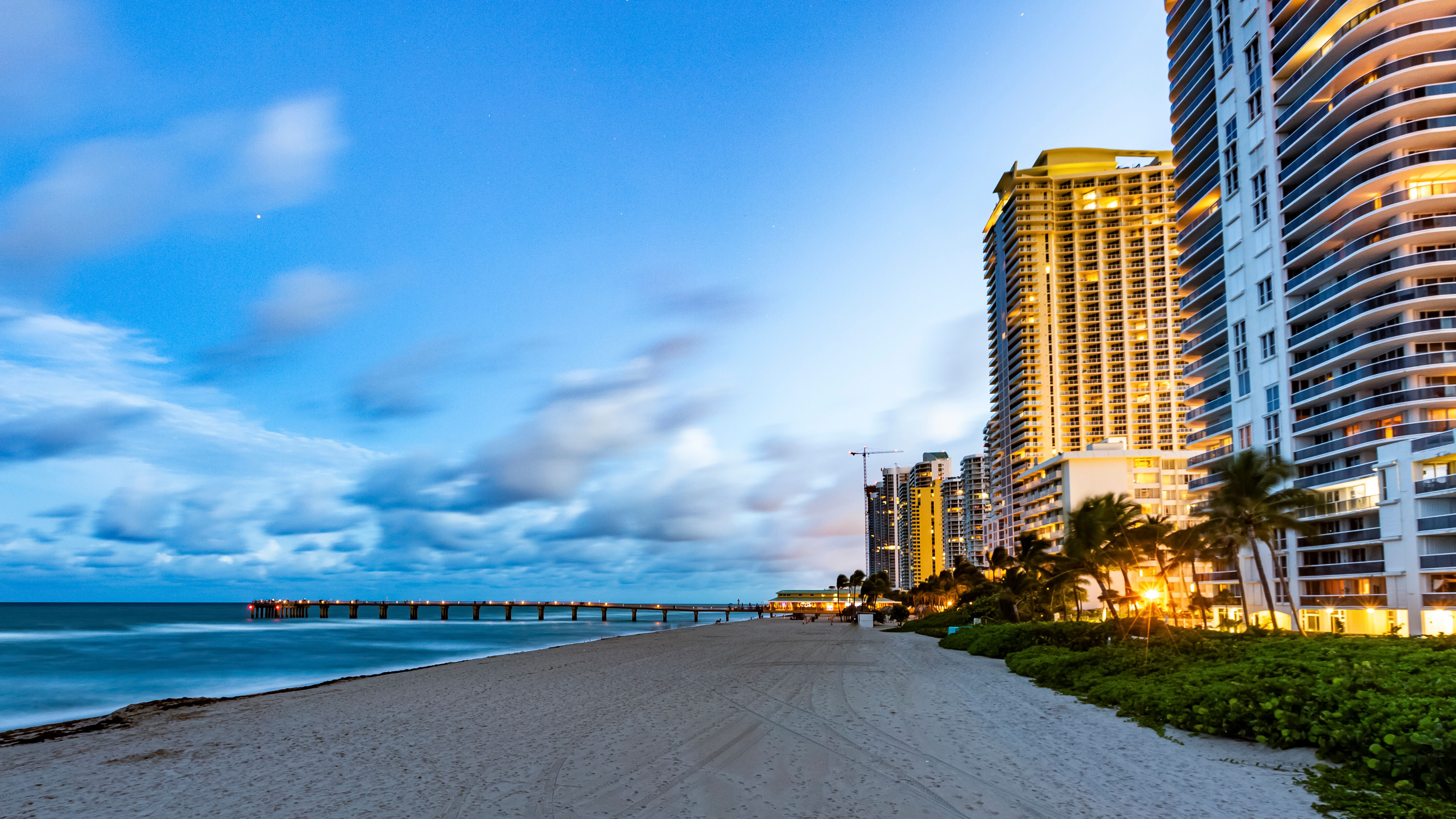 High-Rise vs. Low-Rise Condo in St. Petersburg | A Buyer's Guide