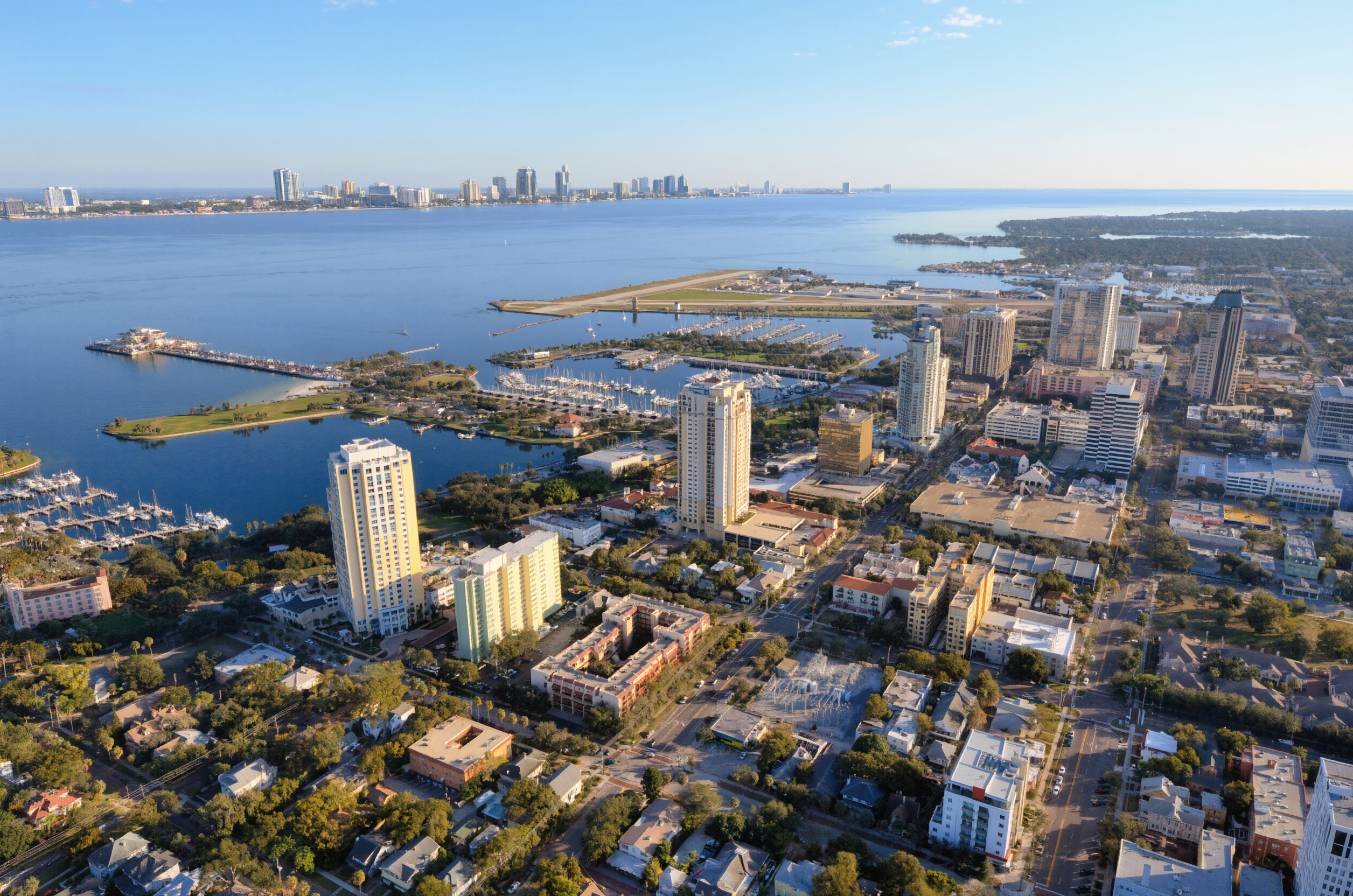 St. Pete vs. Tampa: 8 Differences for Waterfront Buyers