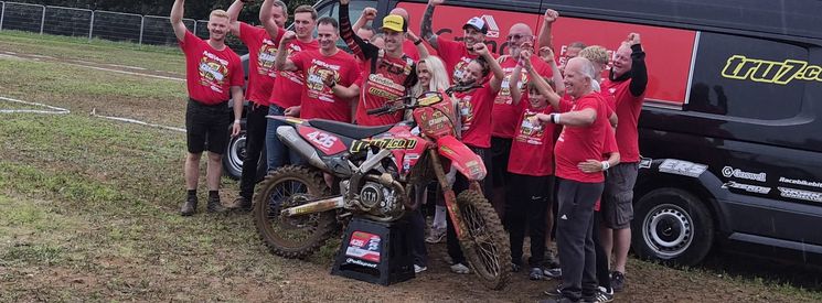 Image of Tru7 Honda Racing team at the final round of the British Motocross Championship at Blaxhall (MXGB)