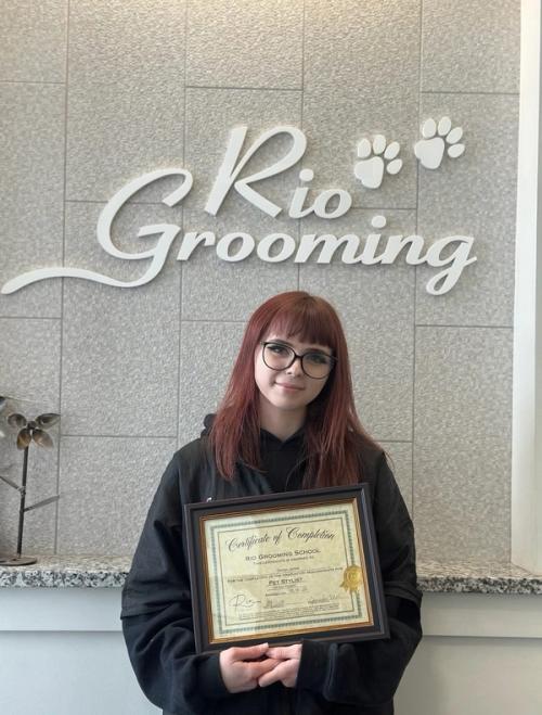 Grooming trainer
